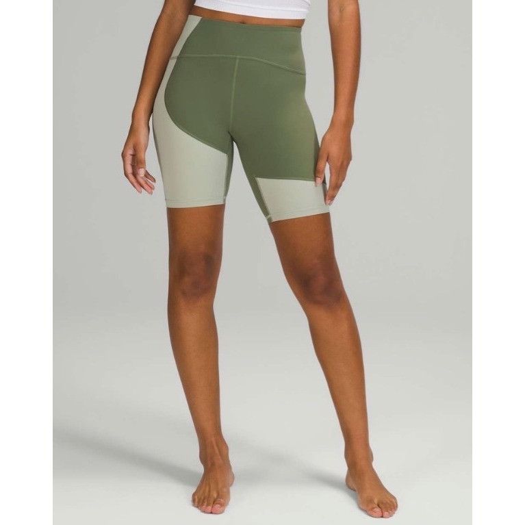 Lululemon Lululemon Nulu Colour Block High-Rise Short 8" Size 6 Green Size 28" / US 6 / IT 42 - 1 Thumbnail