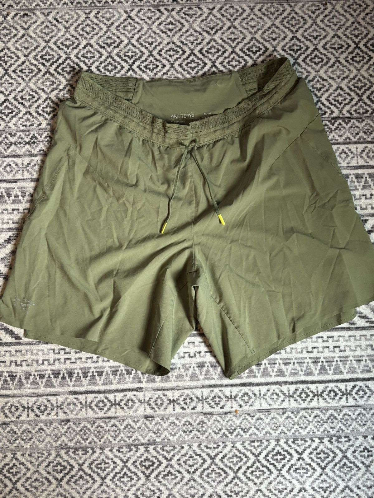 Arc'teryx Arcteryx Running shorts Size US 33 - 1 Thumbnail