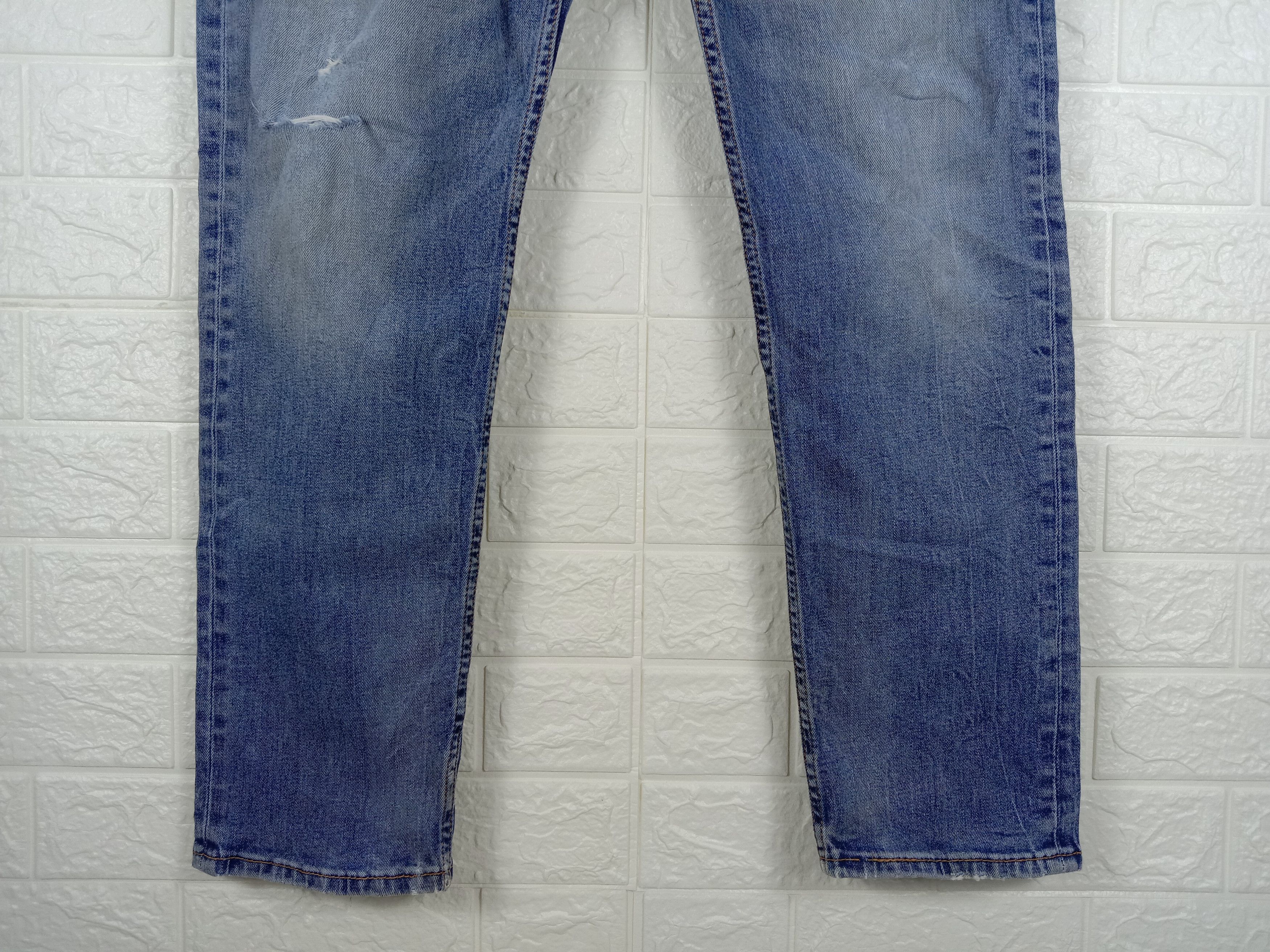 Levi's Vintage Levi's 507 Jeans Faded Blue Distressed Denim Size US 33 - 4 Thumbnail