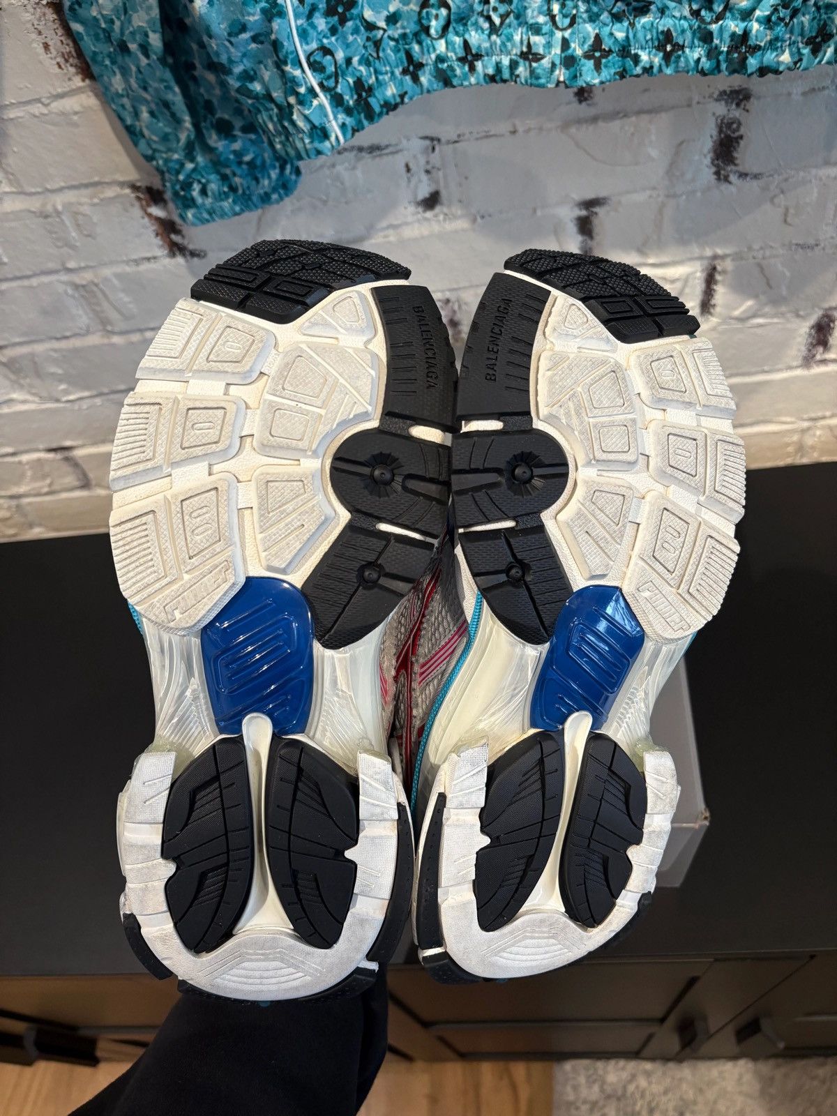 Balenciaga Balenciaga Runner Multicolor PO OG Size 6 Size US 9 / IT 39 - 4 Thumbnail