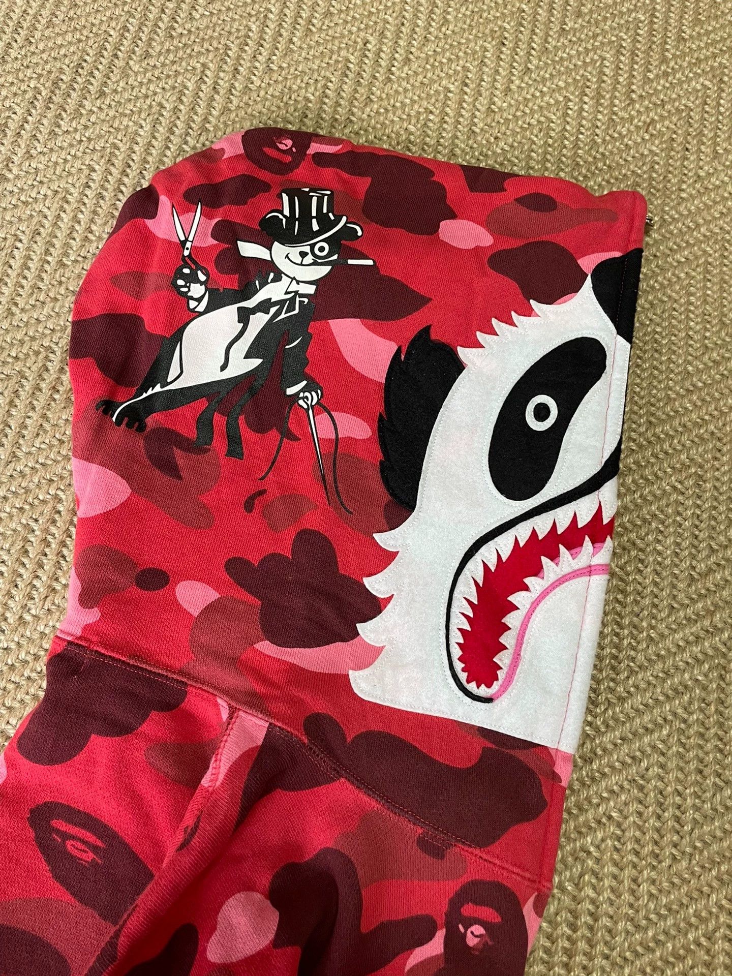 Bape BAPE 15th Red Camo Panda Hoodie S NM NIGO Era Rare Size US S / EU 44-46 / 1 - 6 Thumbnail