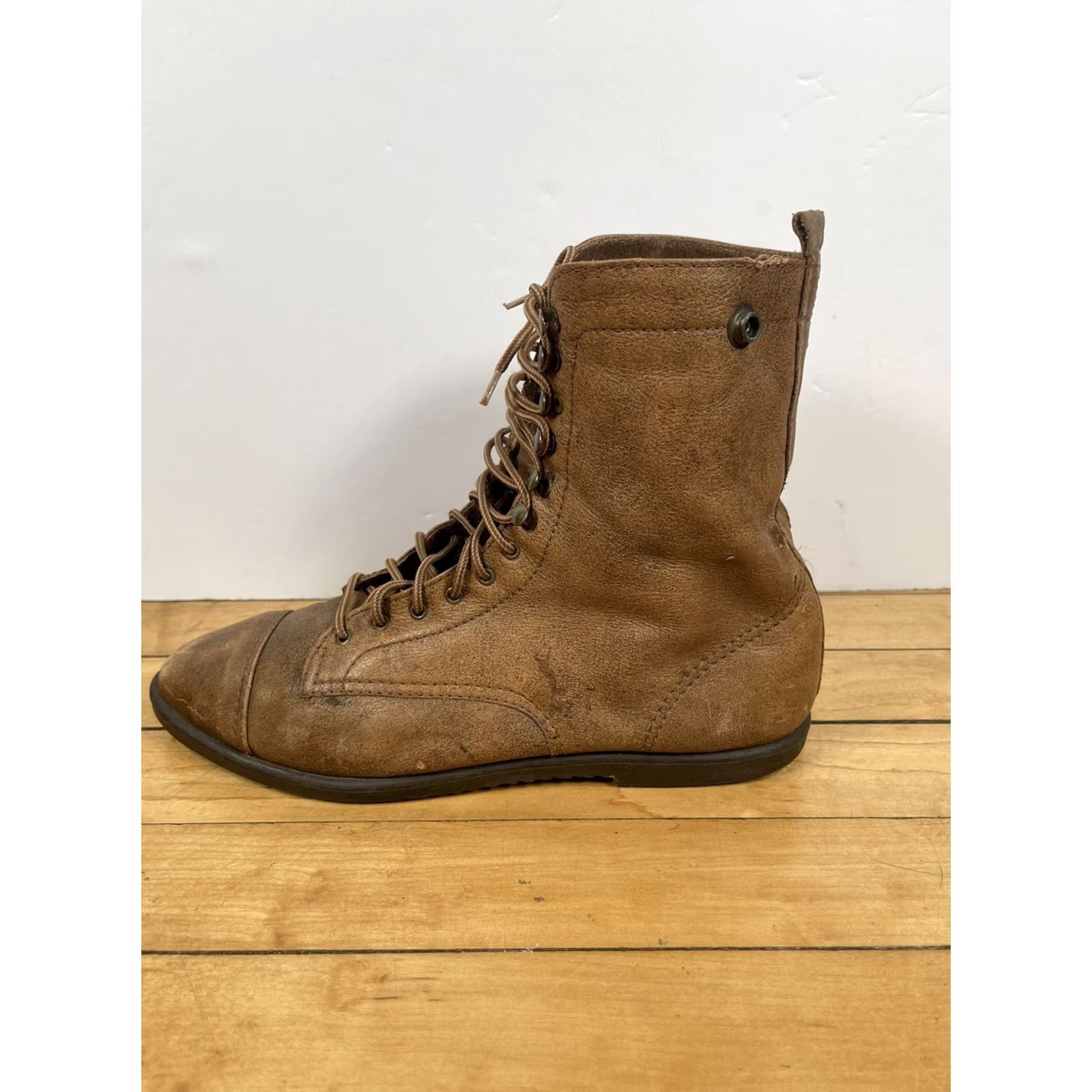 Vintage MIA Patrol Womens Brown Leather Cap Toe LaceUp Casual Ankle Boots Size 6.5M Size ONE SIZE - 7 Thumbnail