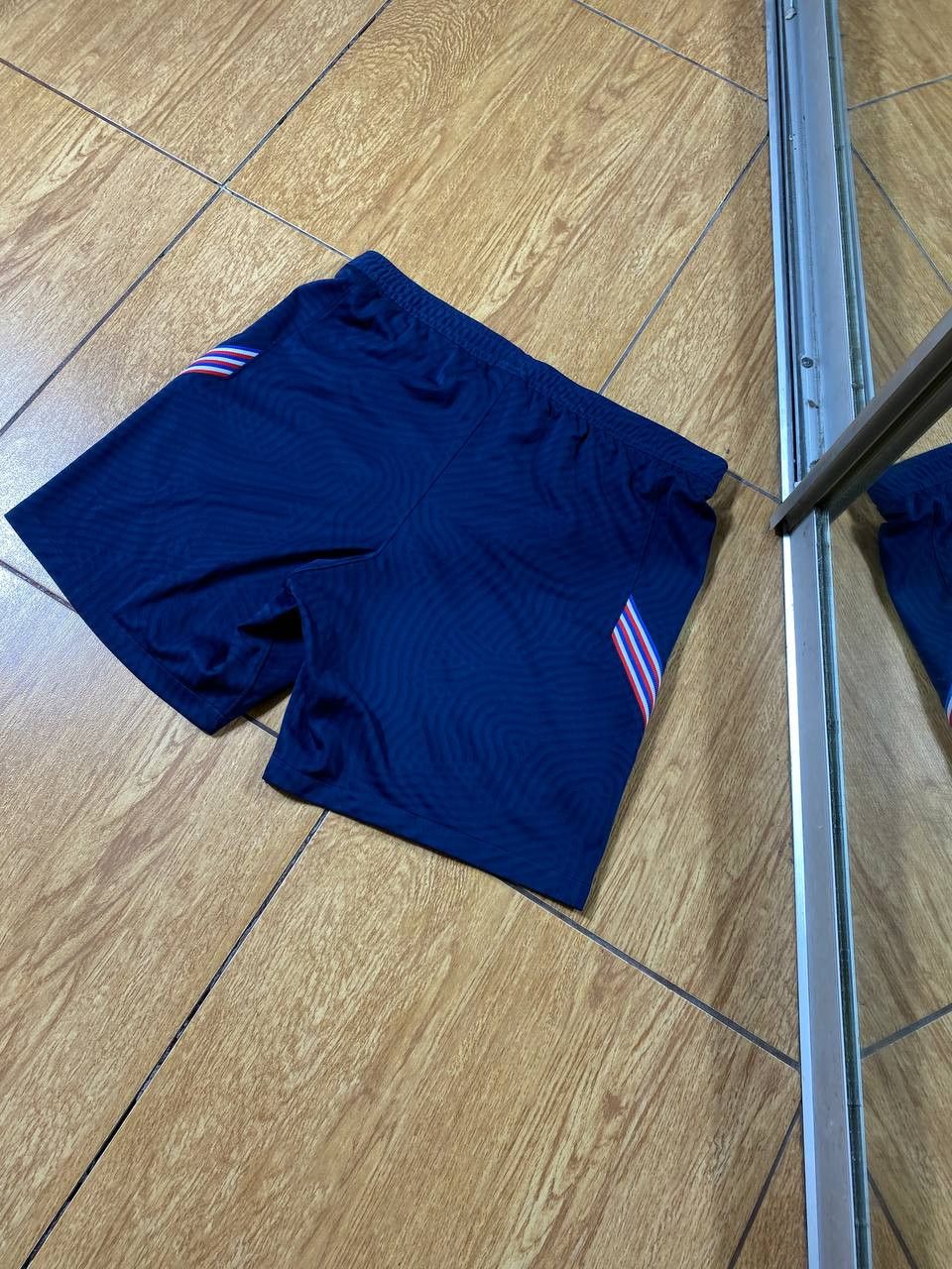 Nike × Vintage Vintage Nike Mens Shorts Size US 34 / EU 50 - 16 Thumbnail