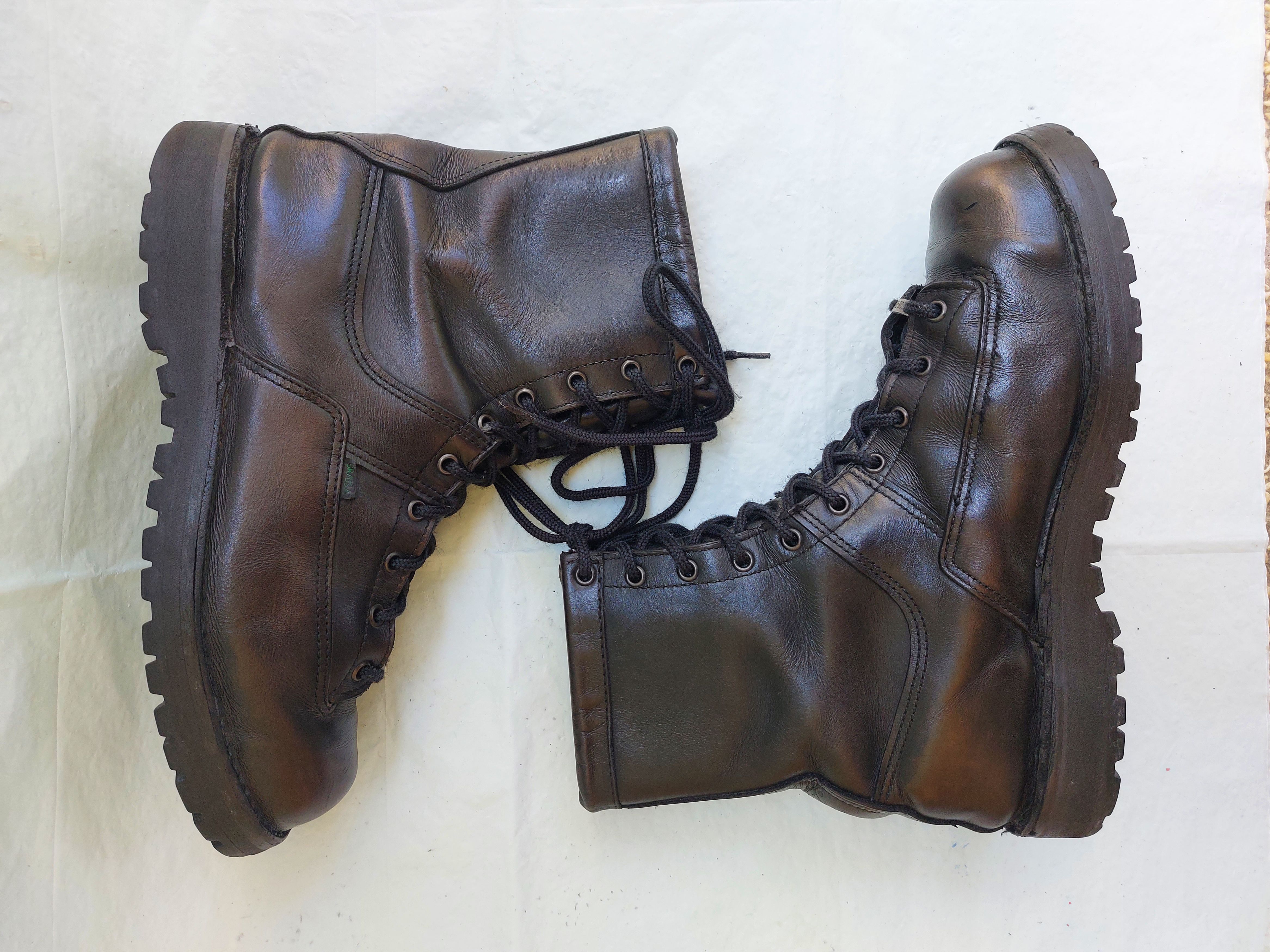 image of Danner Recon 8" Black Insulated 200G Gore-Tex Combat Boots, Men's (Size 10)