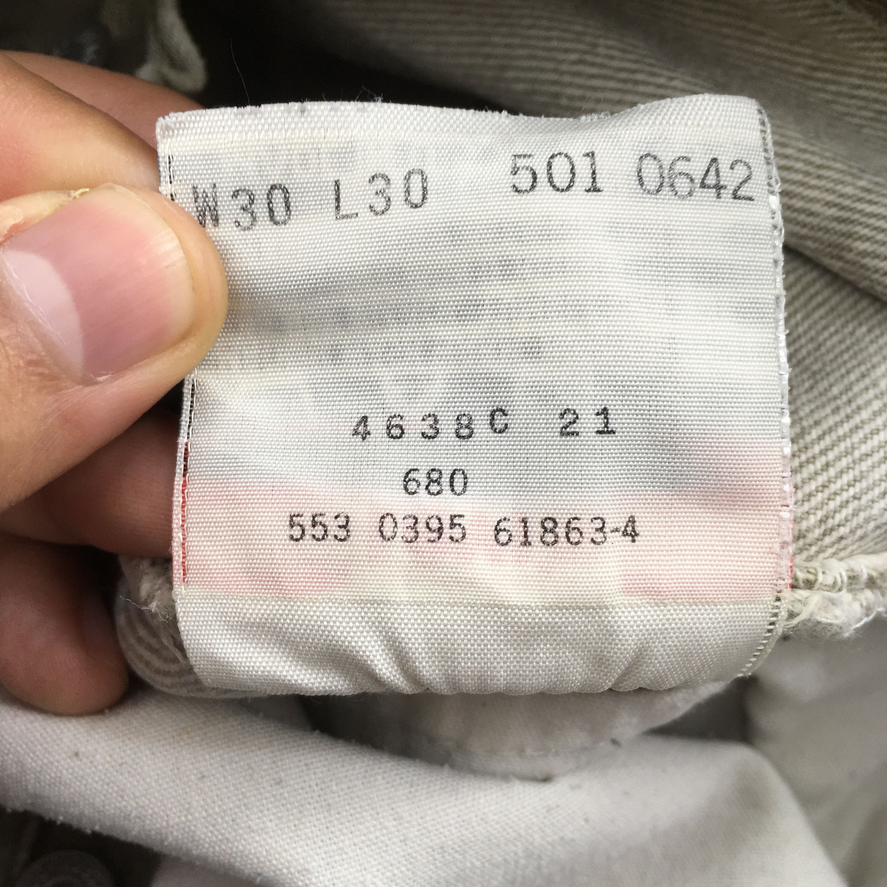 Levi's Size 28x28.5 Vintage 90s Levi's 501 Faded Gray Jeans S724 Size US 28 / EU 44 - 14 Thumbnail