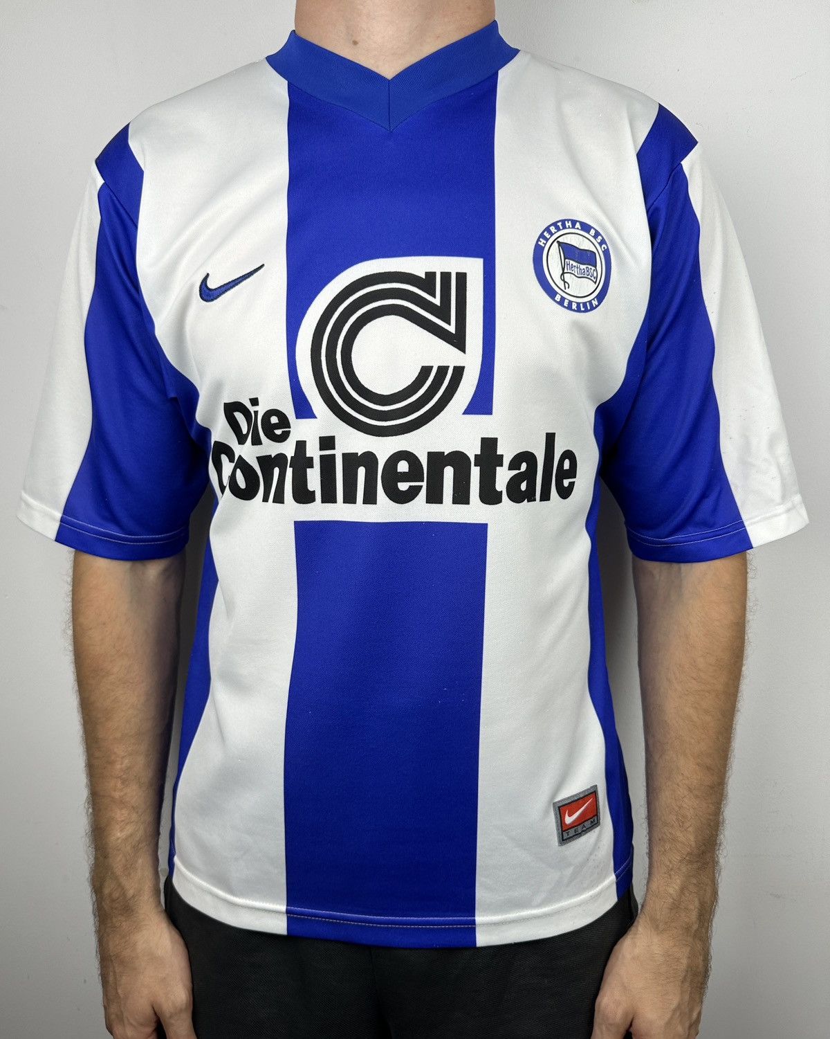 Nike Hertha Berlin 1999 Home Soccer Jersey Football Shirt Size US M / EU 48-50 / 2 - 2 Thumbnail
