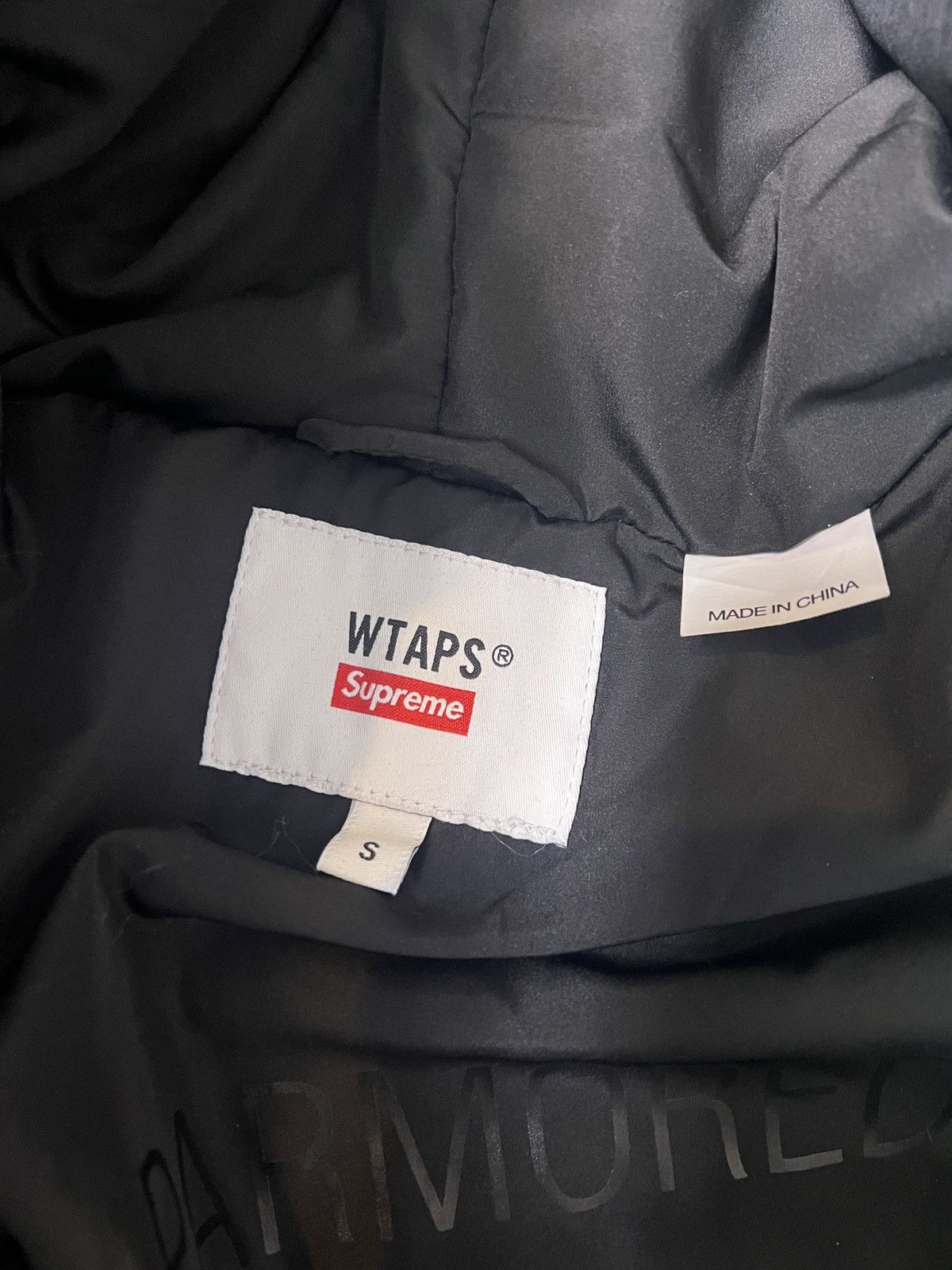 Supreme × Wtaps Supreme X WTAPS faux fur small green bomber hooded jacket Size US S / EU 44-46 / 1 - 4 Thumbnail