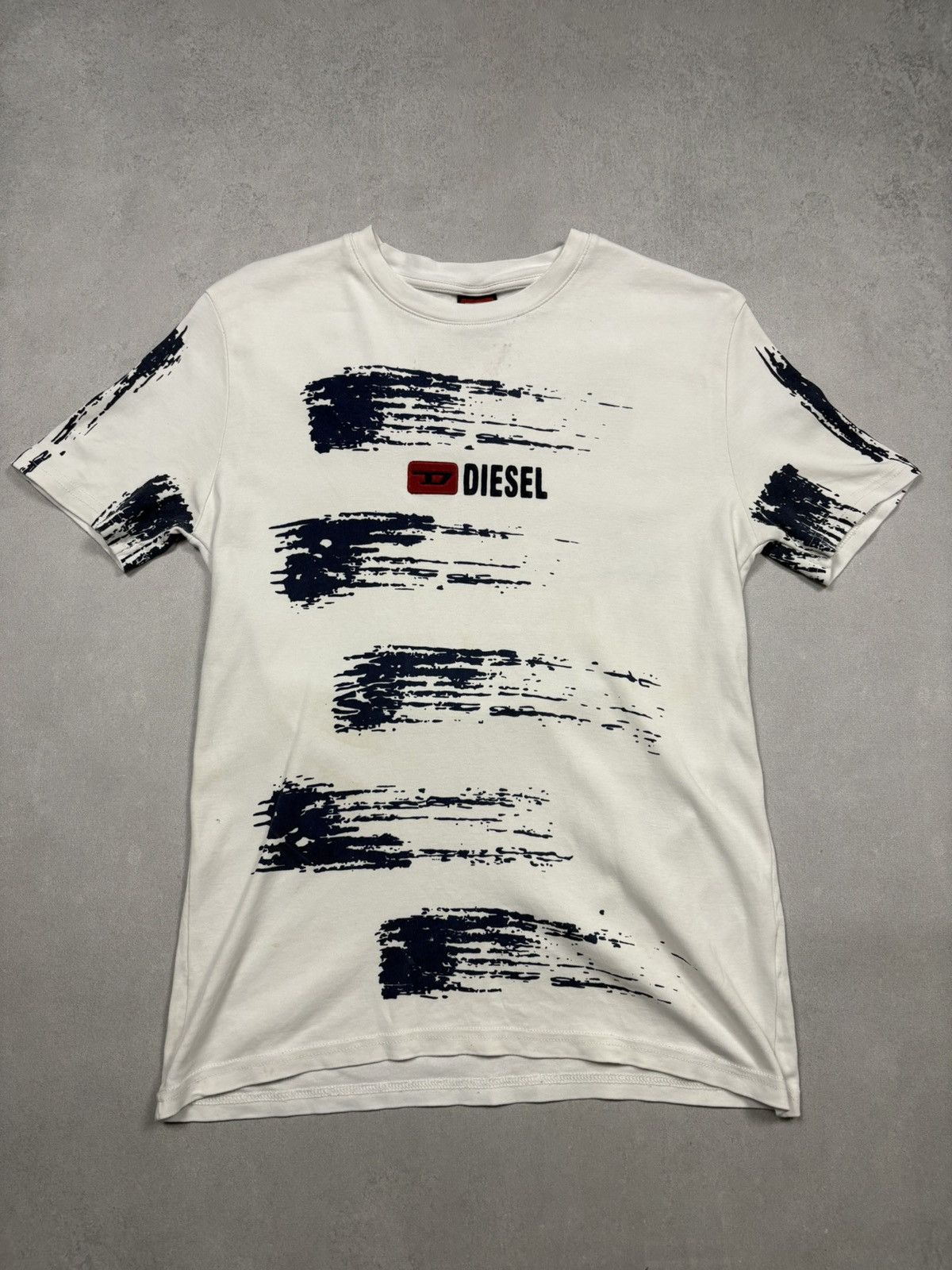 Diesel Diesel 2000s Distressed White Brush Stroke Tee 3D Logo M Y2K Size US M / EU 48-50 / 2 - 1 Thumbnail