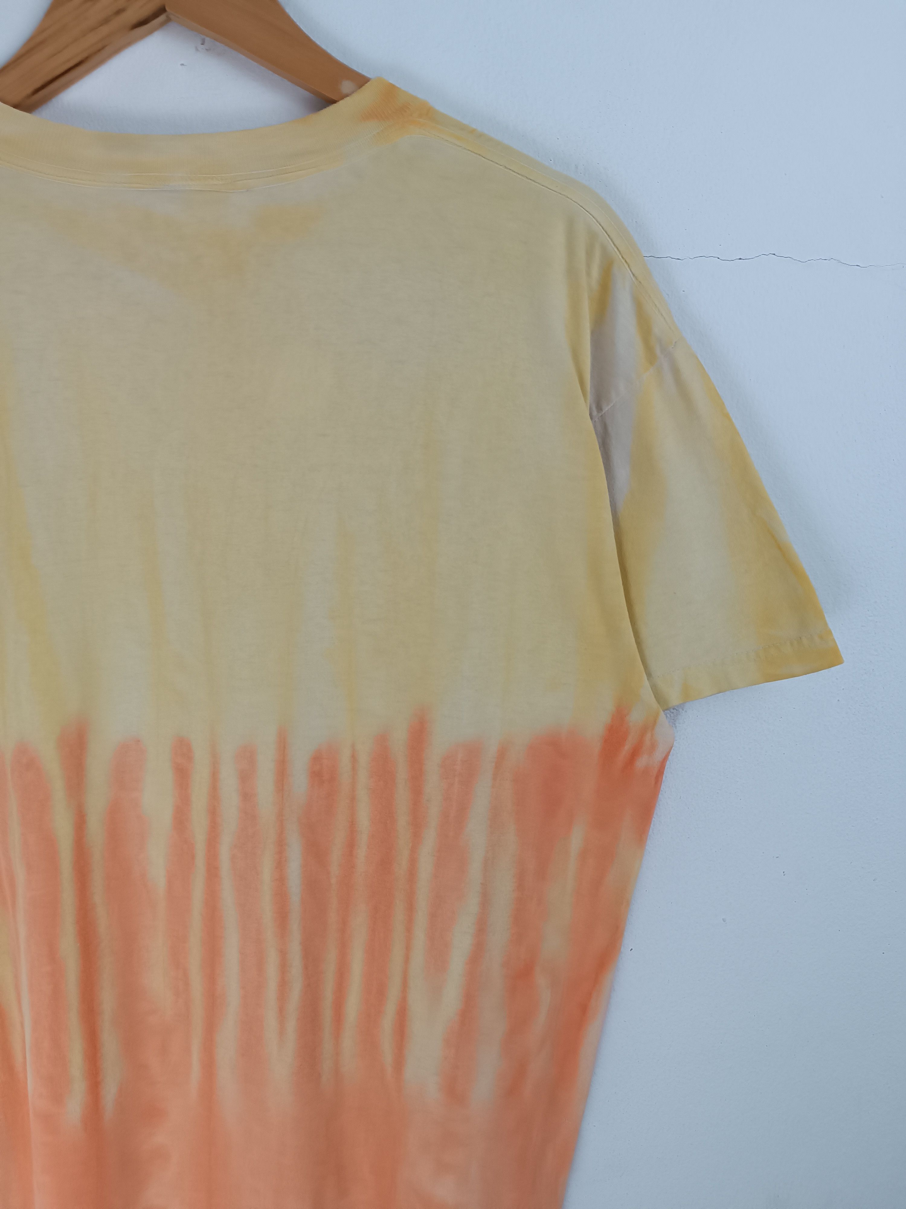Disney VINTAGE 90'S TWEETY WILD THING HARLEY DAVIDSON AOP TEE RARE Size US L / EU 52-54 / 3 - 16 Thumbnail