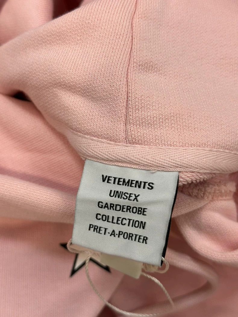 Vetements Vetements Unicorn Pink Runway Hoodie Size US S / EU 44-46 / 1 - 5 Thumbnail