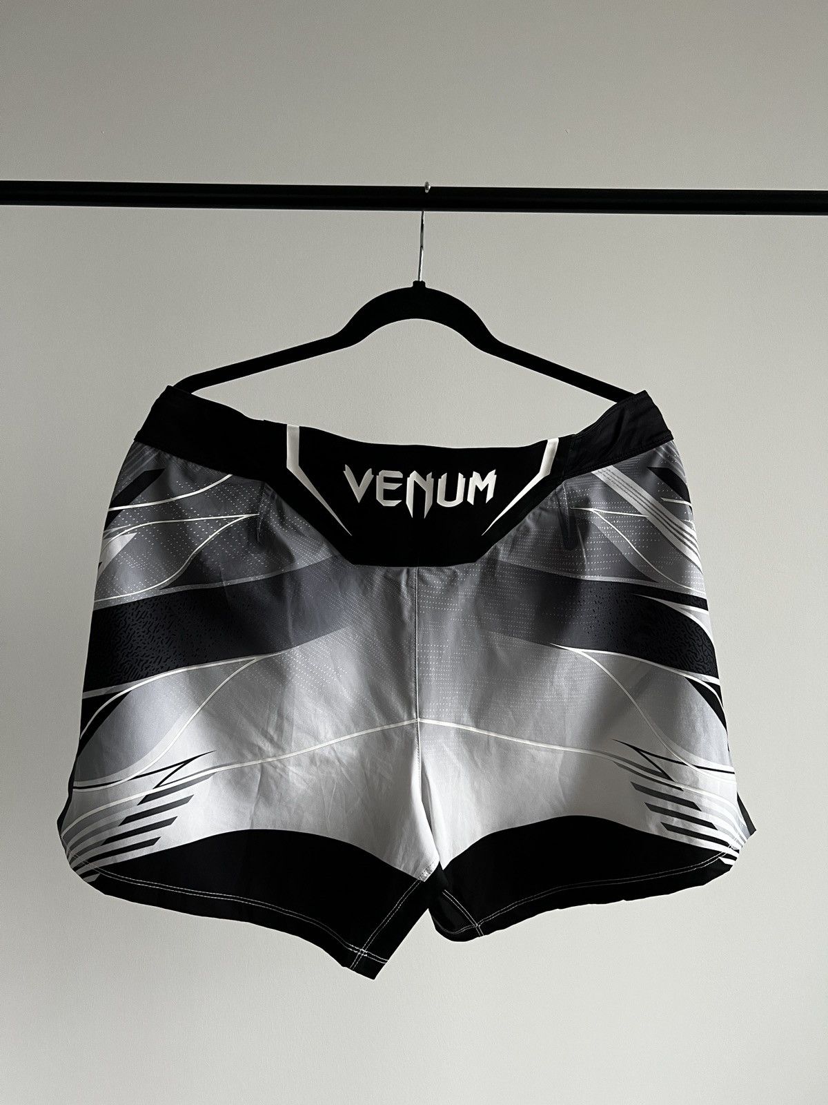 Other Venum UFC Authentic Fight Night Gladiator Size US 34 / EU 50 - 7 Thumbnail
