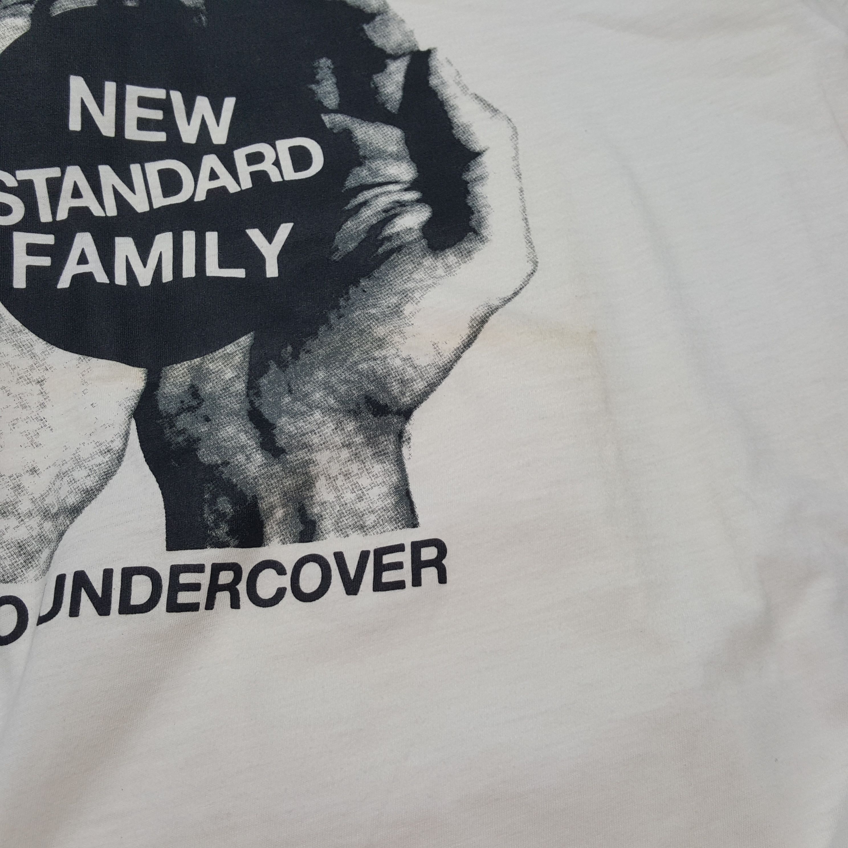 Undercover × Uniqlo UNIQLO UNDERCOVER Japanese Brand Center Design Tshirt Size US L / EU 52-54 / 3 - 9 Thumbnail