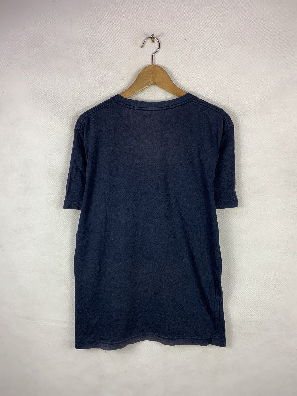 Nintendo Steals! Uniqlo x Mario Bros Pocket Tee Size US M / EU 48-50 / 2 - 4 Thumbnail