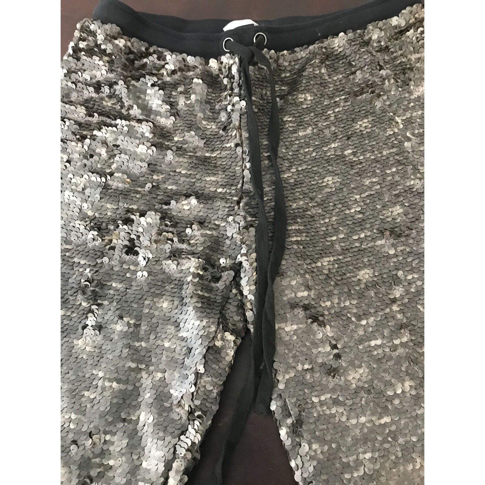 Free People Free People Scintillating Sequin Gunmetal Gray Jogger Pants Size 27" / US 4 / IT 40 - 3 Thumbnail