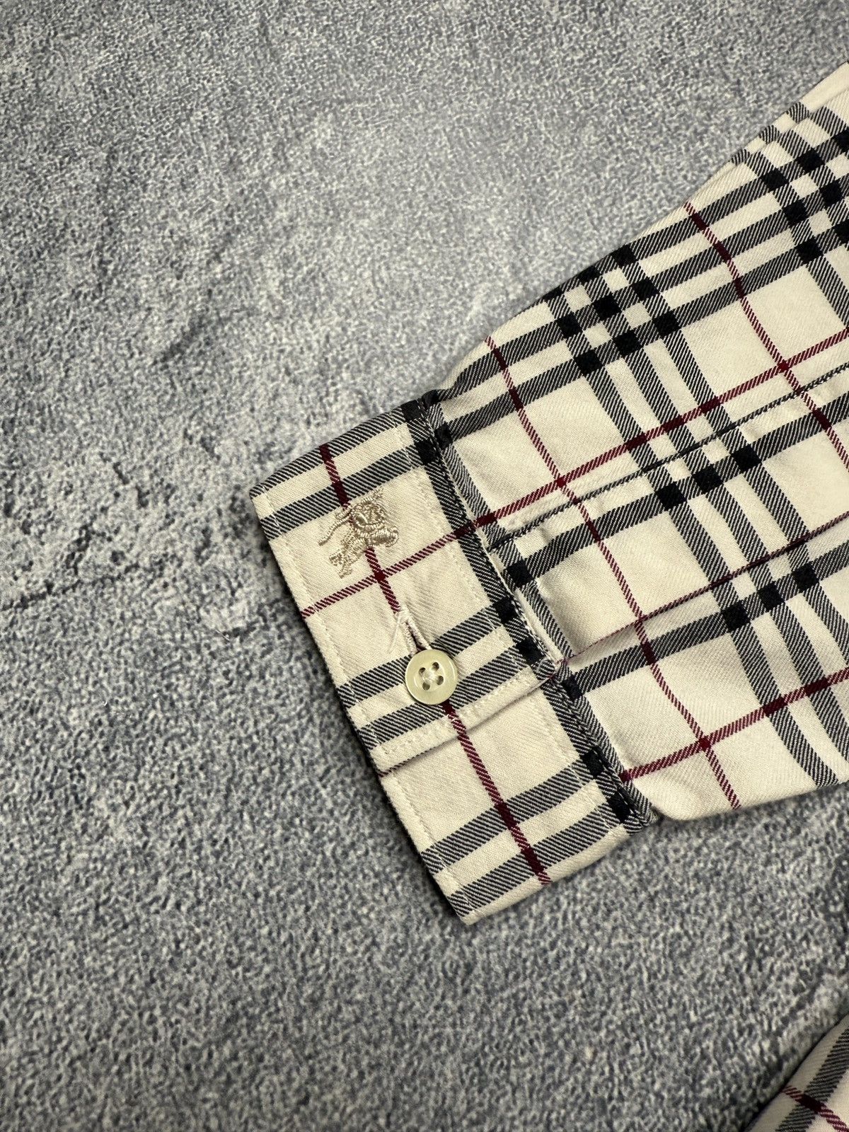 Burberry Vintage Burberry Monogram Cell Shirt Size US M / EU 48-50 / 2 - 7 Thumbnail