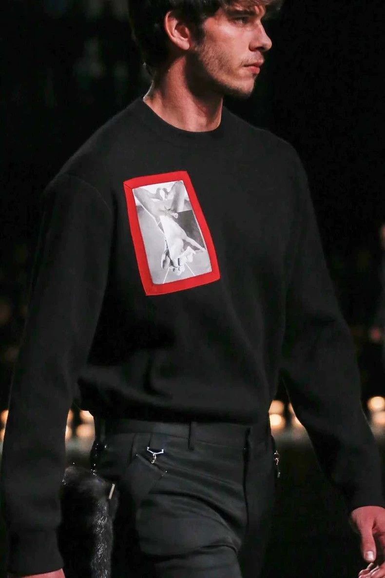 Givenchy Givenchy Givenchy Lambskin Wool Sweater with Patch -2507 Size US S / EU 44-46 / 1 - 3 Thumbnail