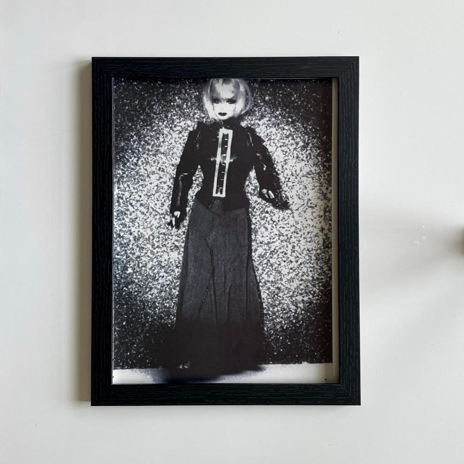 Maison Margiela × Vintage Maison Margiela fashion Archive photo framed 9x12 Size ONE SIZE - 1 Thumbnail