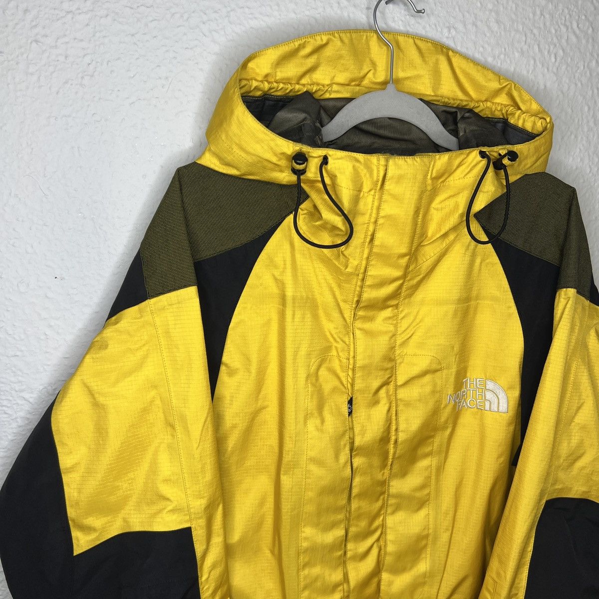 The North Face The North Face Vintage Jacket Mountain Retro 1990 Yellow Size US XL / EU 56 / 4 - 4 Thumbnail