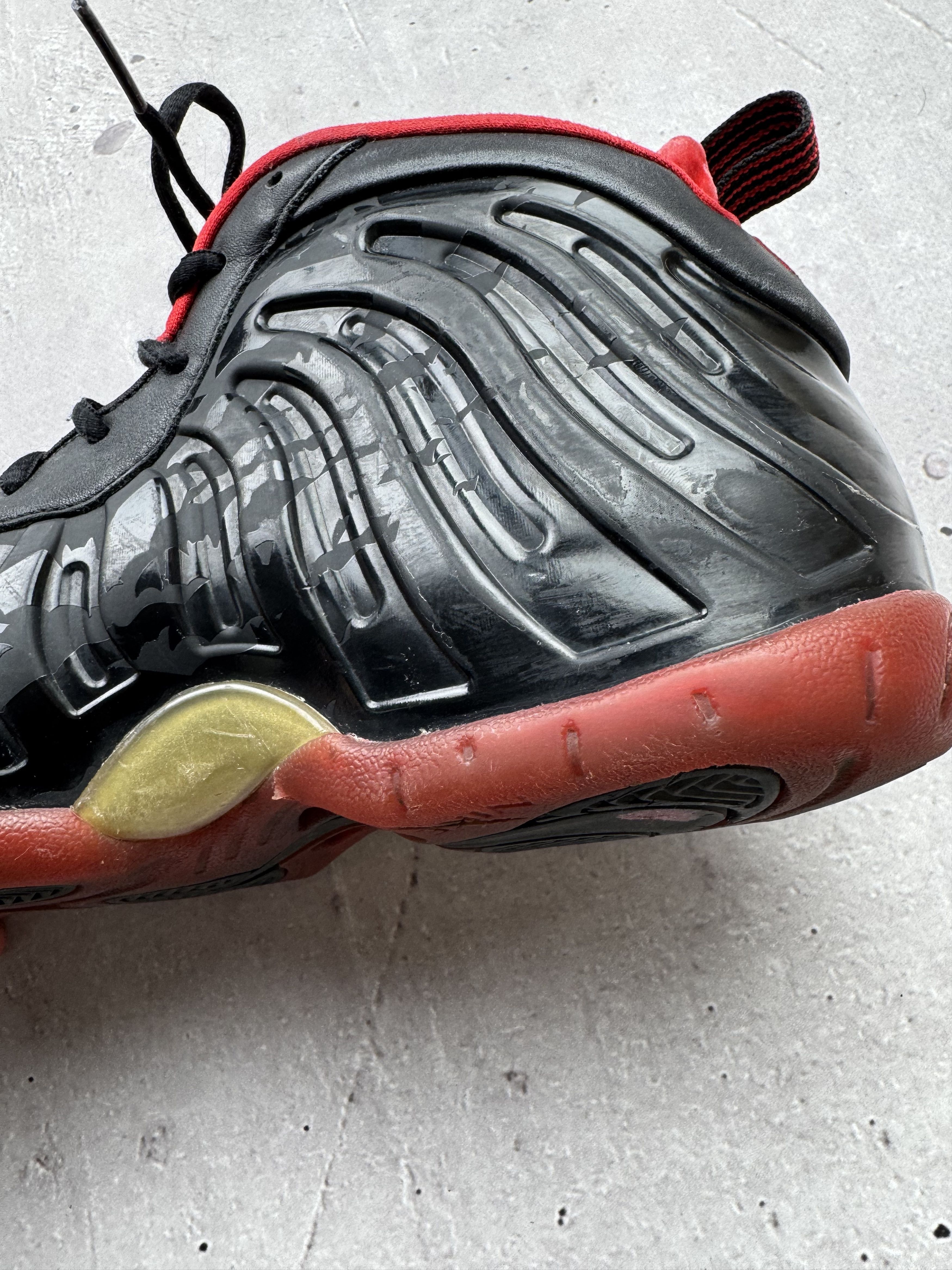 Nike Nike Foamposite One "Dracula" Size US 6.5 / EU 39-40 - 8 Thumbnail