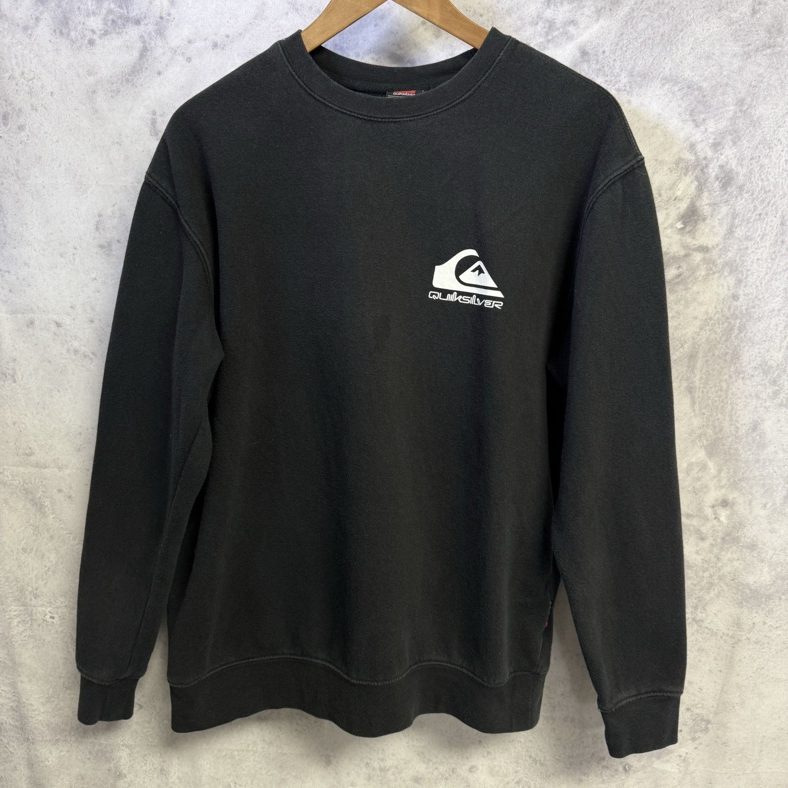 Quiksilver Quiksilver Sweatshirt Mens Small Black Crew Neck Surf Skate Size US S / EU 44-46 / 1 - 1 Thumbnail