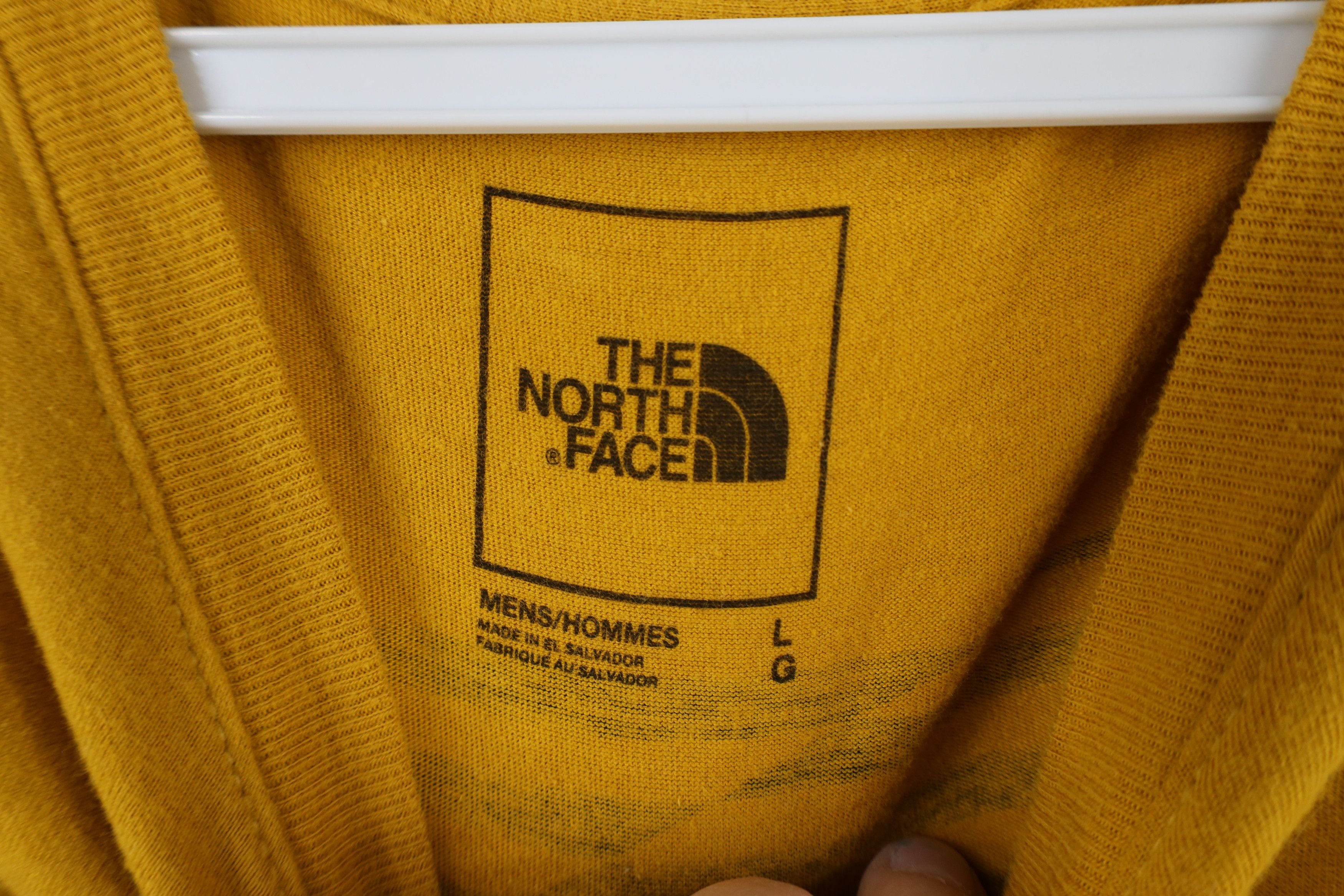 The North Face × Vintage The North Face Spell Out Trippy Logo Short Sleeve T-Shirt Size US L / EU 52-54 / 3 - 8 Thumbnail
