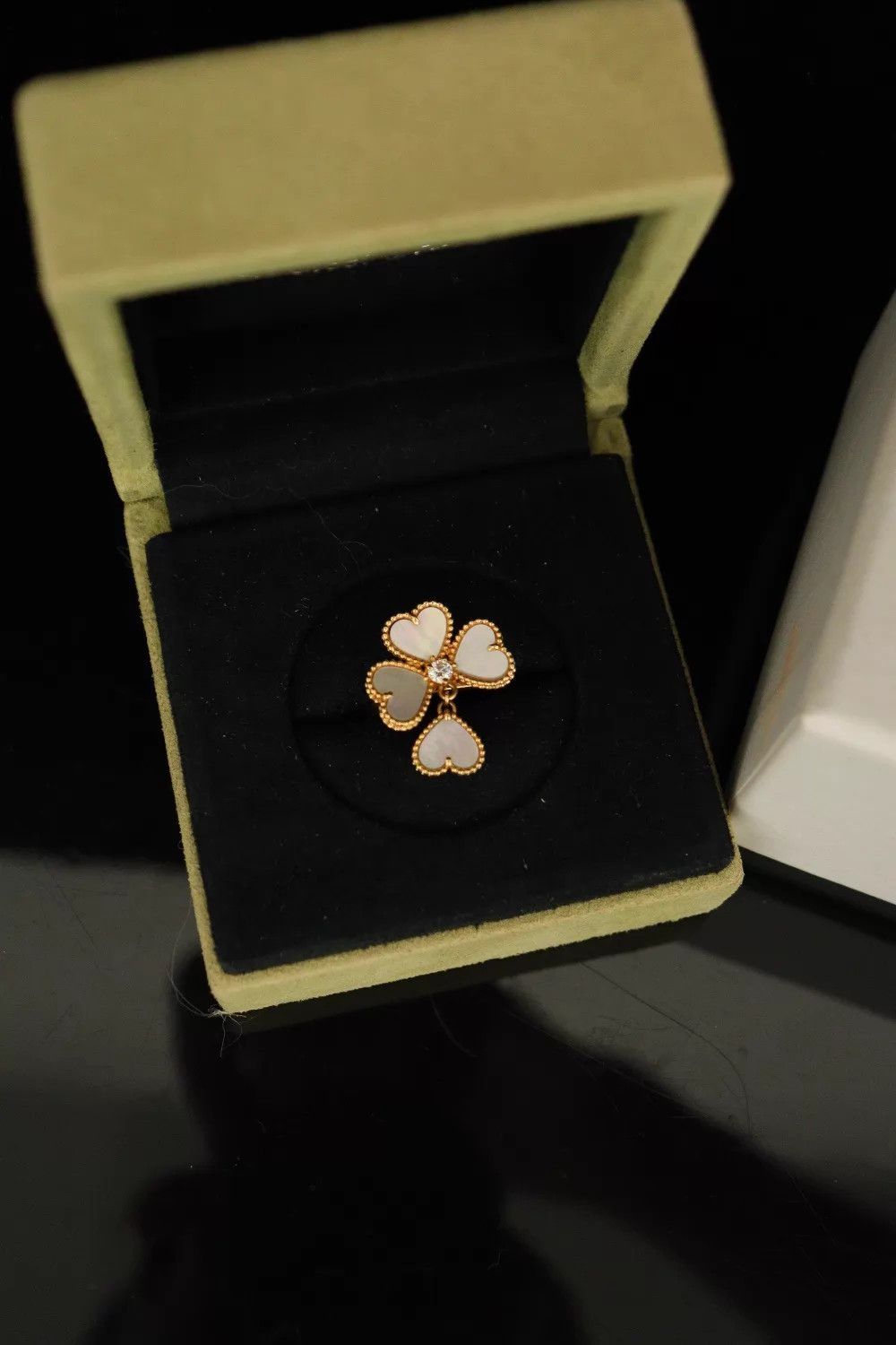 Van Cleef & Arpels Van Cleef & Arpels 18K Gold Diamond Ring 53 w/ Box Size ONE SIZE - 1 Thumbnail