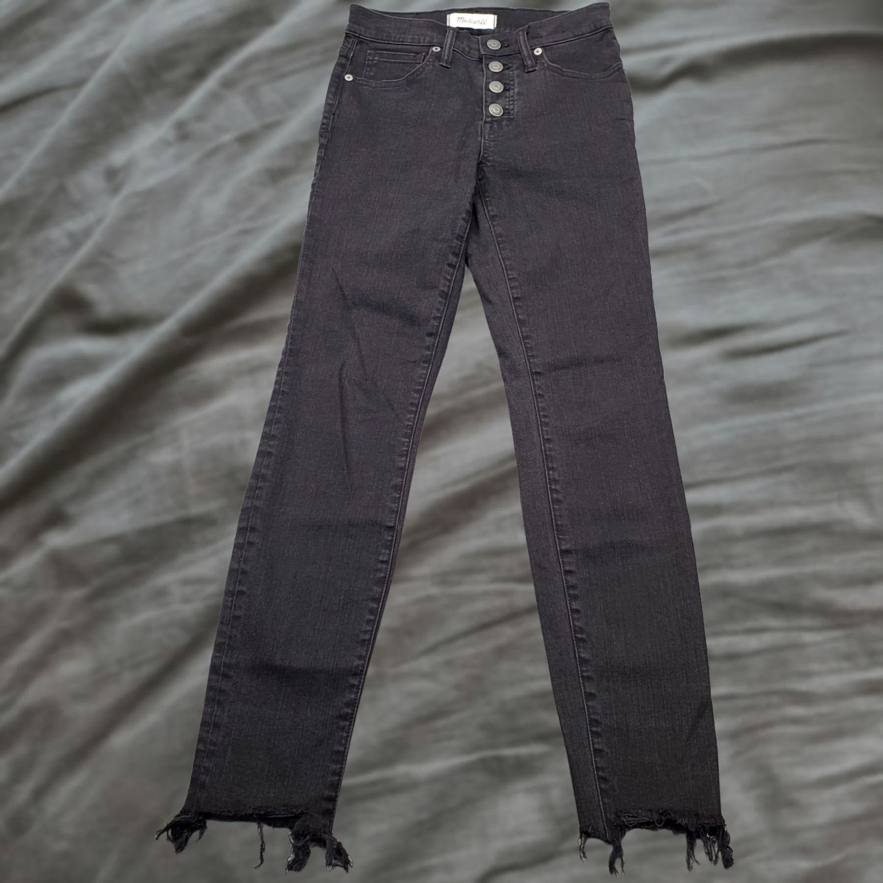 Madewell Madewell Jeans Womens 25 Black Denim 9" High Rise Skinny Button Fly Raw Hem Jeans Size 42" / US 20 - 1 Thumbnail