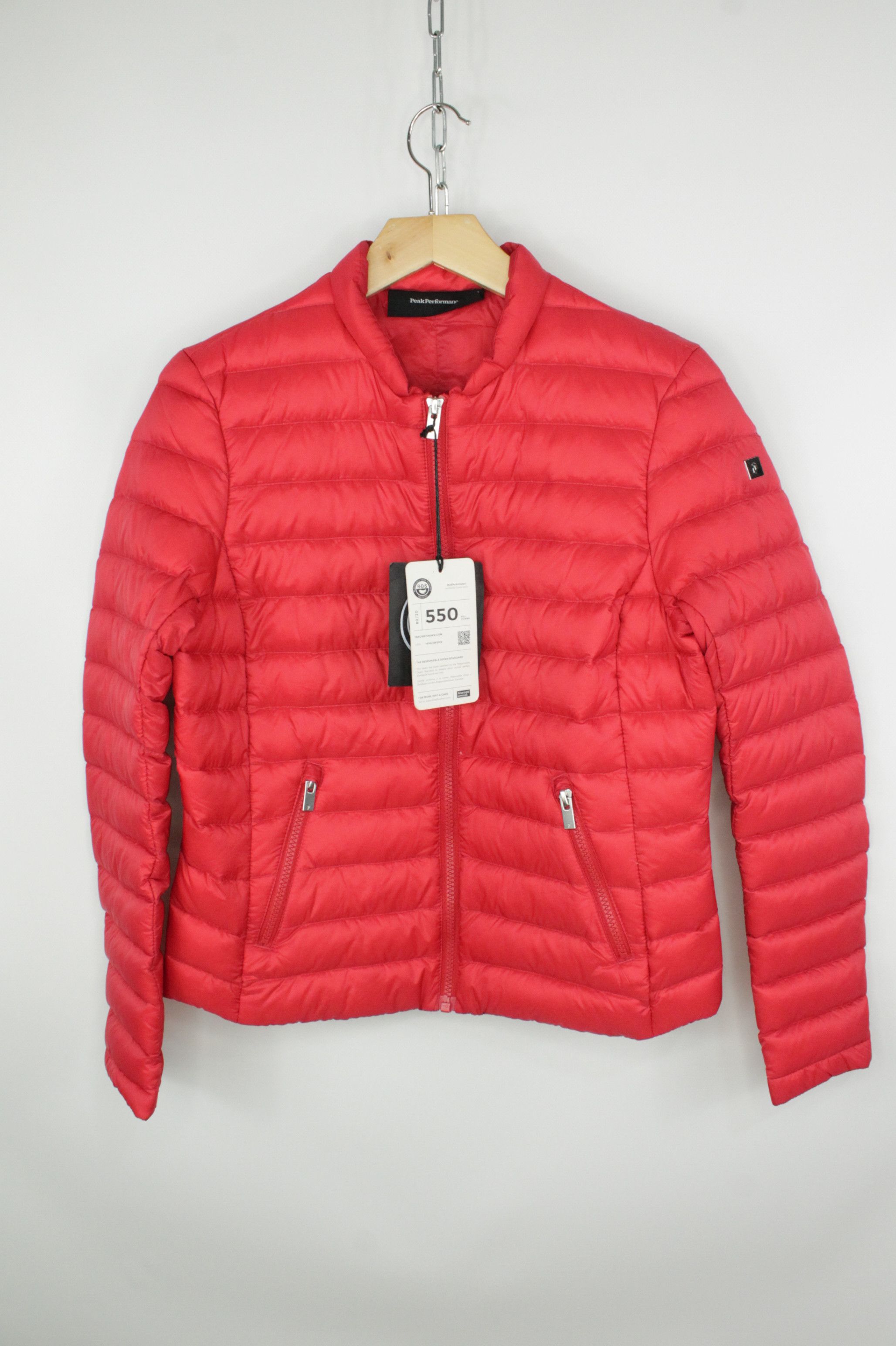 Peak Performance PEAK PERFORMANCE Red Bonnie Down Puffer Jacket Size S / US 4 / IT 40 - 1 Thumbnail
