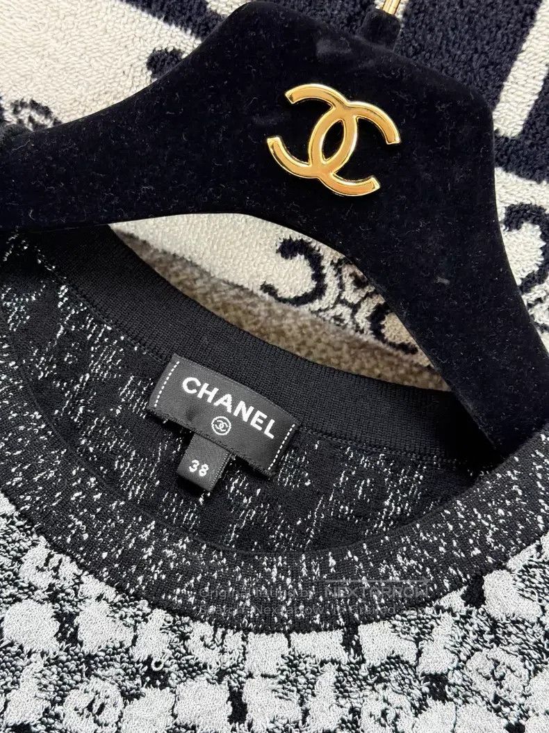 Chanel Chanel Camellia double C silver silk versatile vest Size XS / US 0-2 / IT 36-38 - 5 Thumbnail