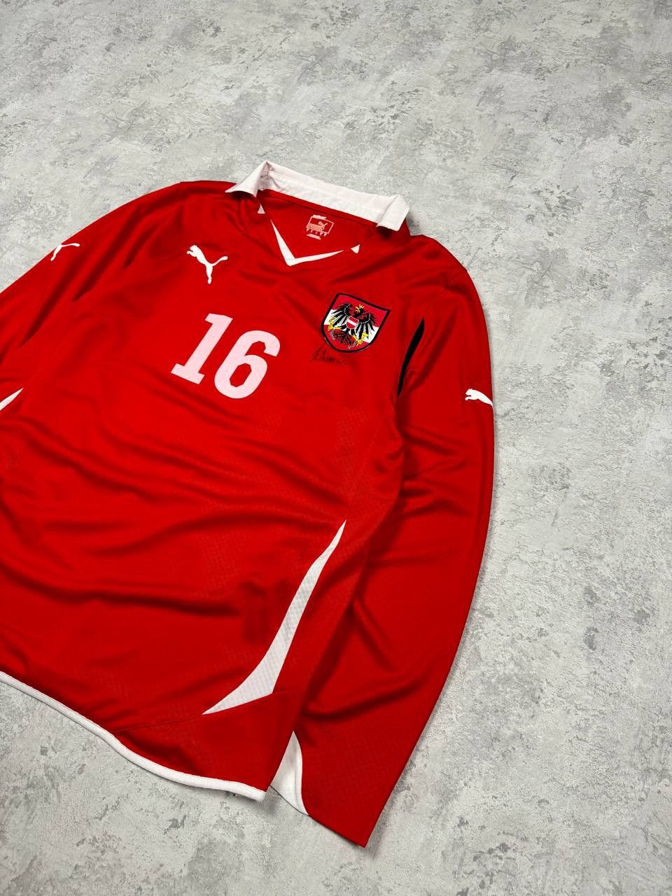 Puma Puma Jersey Team Austria Scharner 16 player signature Size US L / EU 52-54 / 3 - 3 Thumbnail