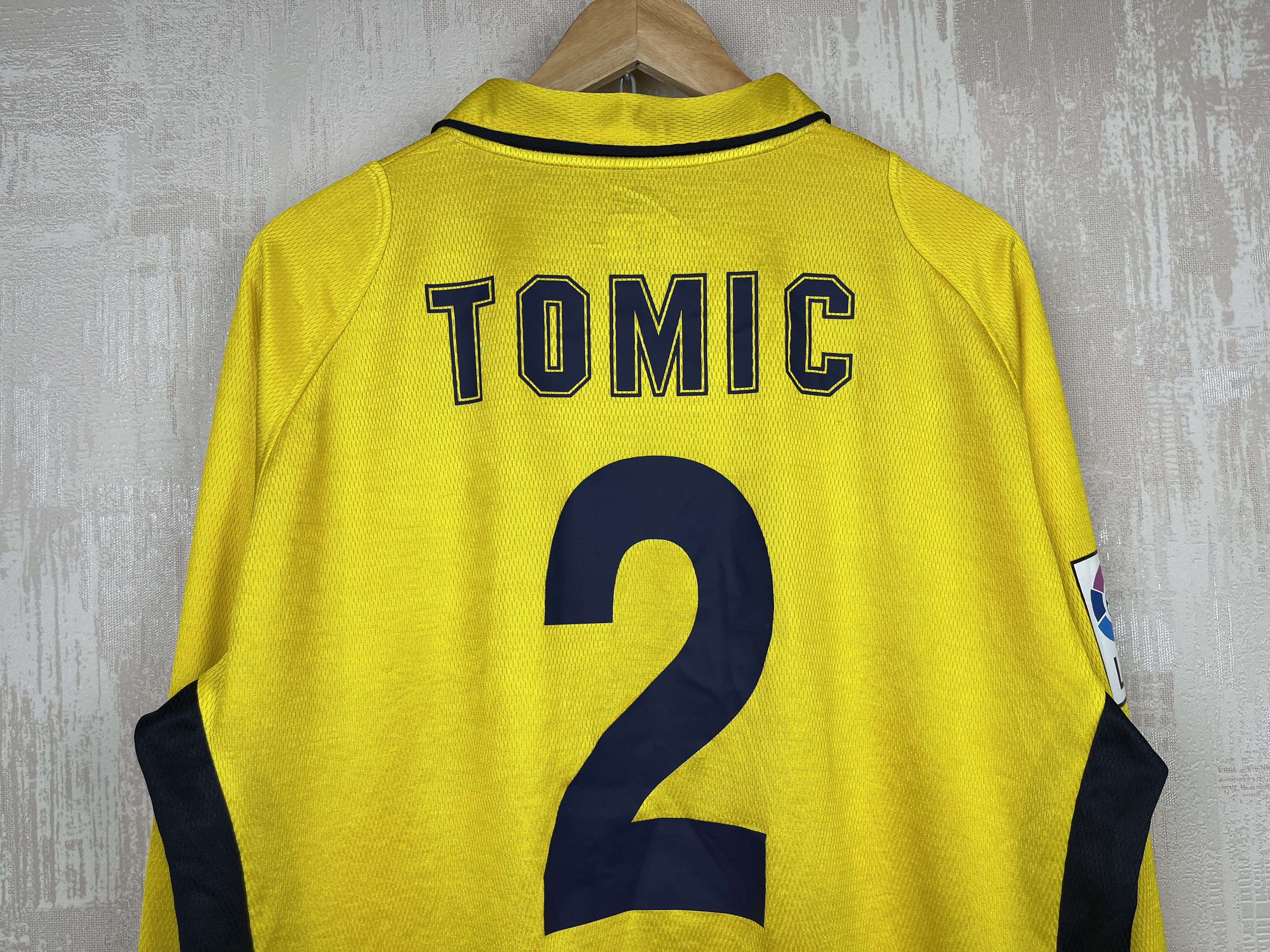 Umbro 2002/03 Alaves Deportivo Away Football Tomic # 2 Jersey Size US XL / EU 56 / 4 - 20 Thumbnail
