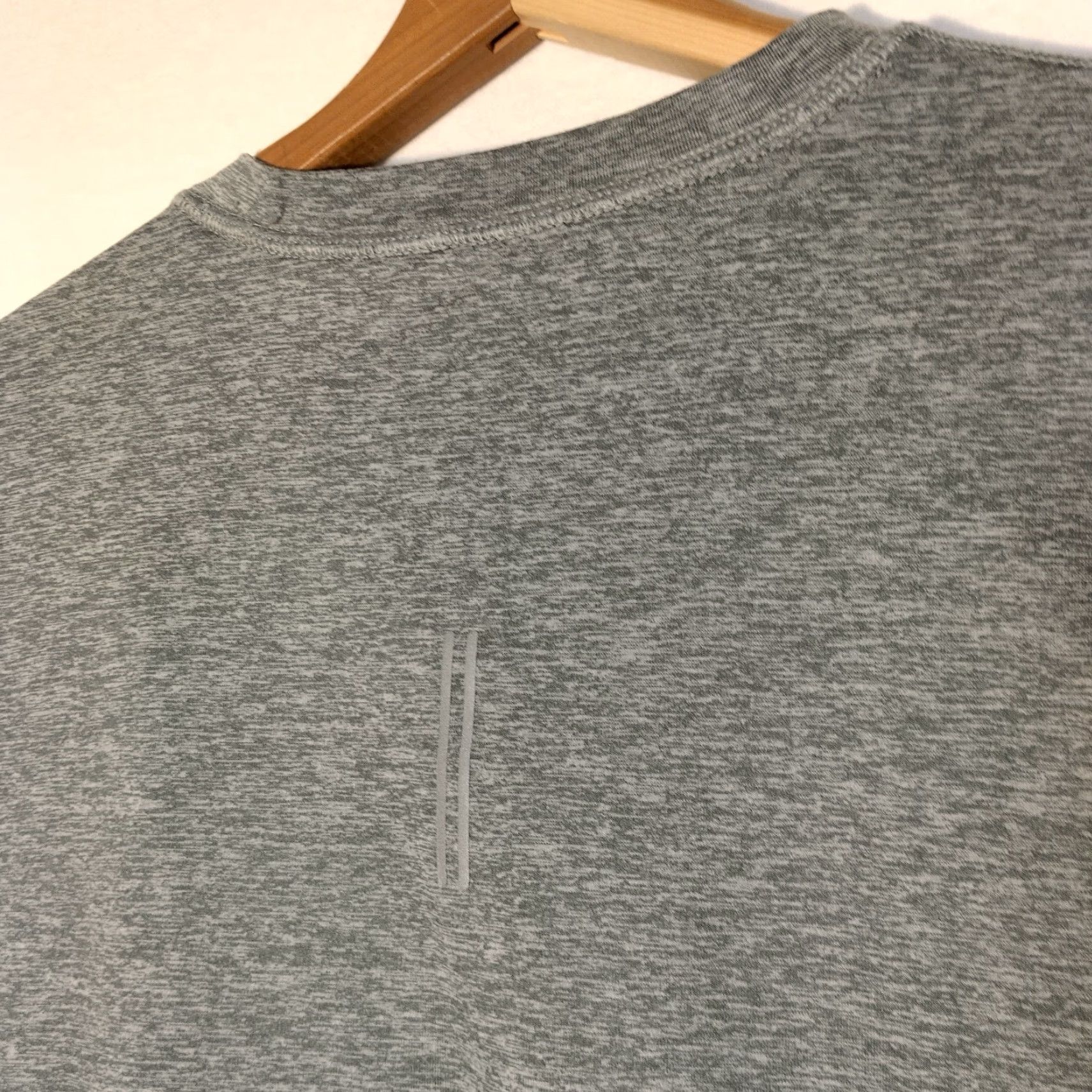 Nike Nike Dri-Fit Shirt Women XS Gray Long Sleeve Running Athletic Performance Size XS / US 0-2 / IT 36-38 - 3 Thumbnail