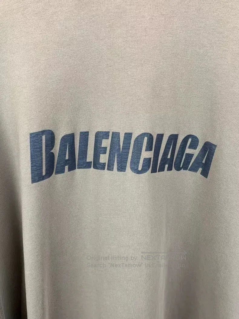 Balenciaga Balenciaga Distressed Oversized Hoodie. Size US S / EU 44-46 / 1 - 3 Thumbnail
