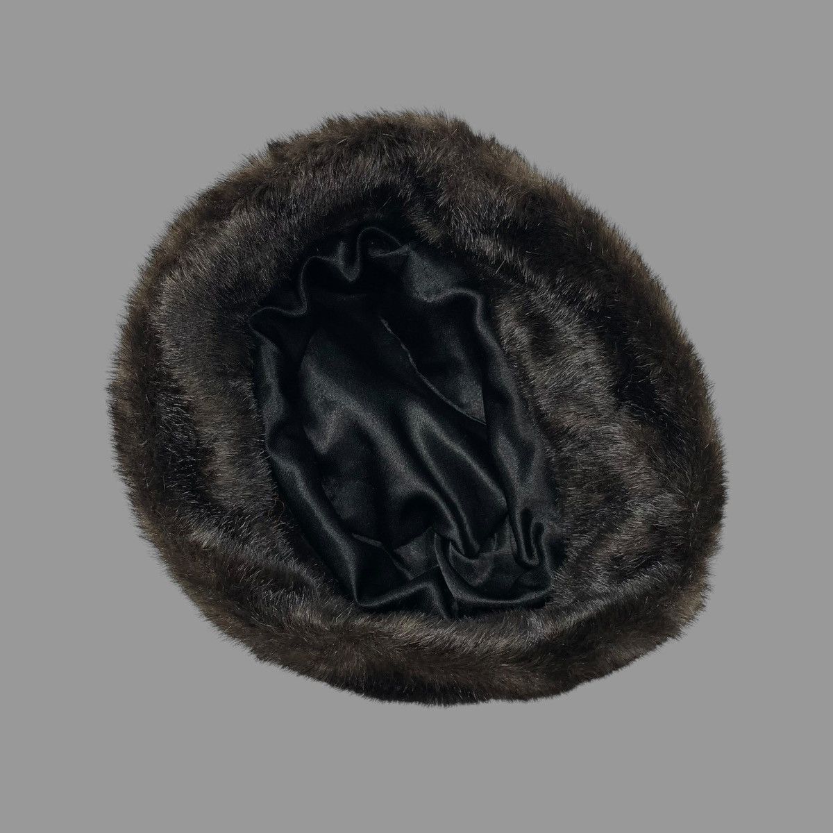 Vintage Vintage 90s fur bucket hat Size ONE SIZE - 3 Thumbnail