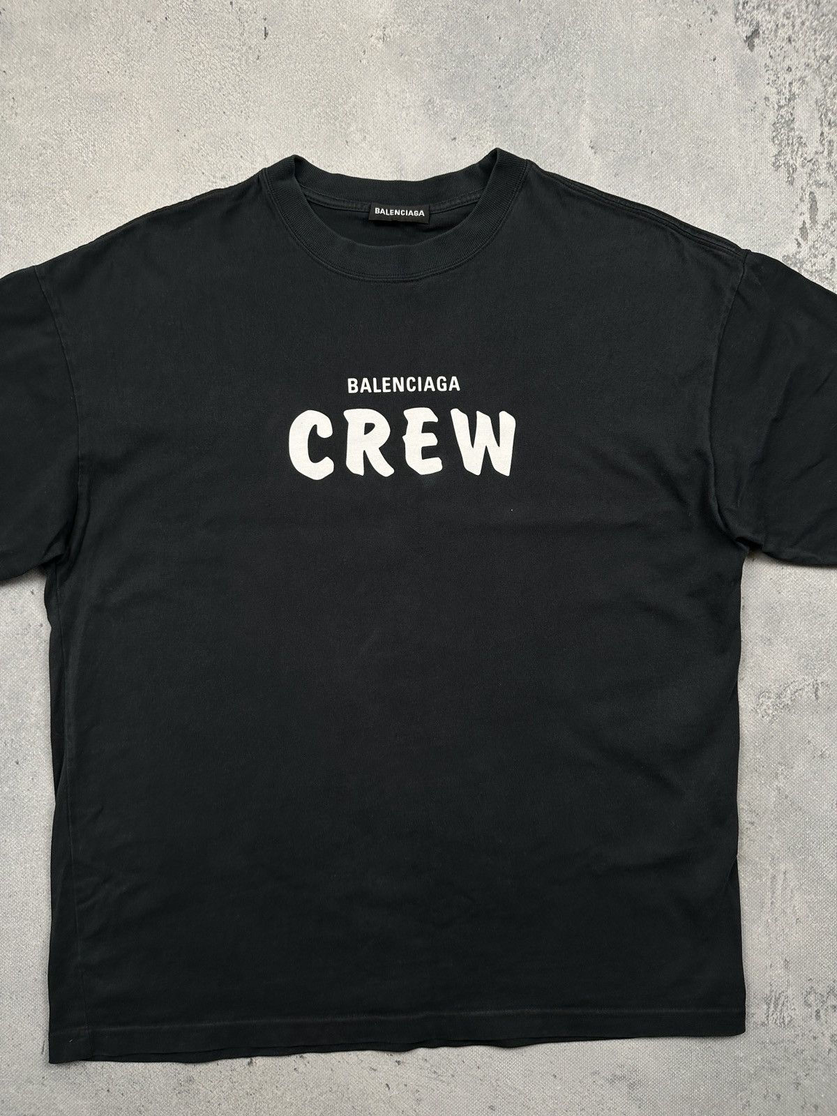 Balenciaga Balenciaga The Crew Black T-shirt Paris Logo Print Oversized Size US S / EU 44-46 / 1 - 13 Thumbnail