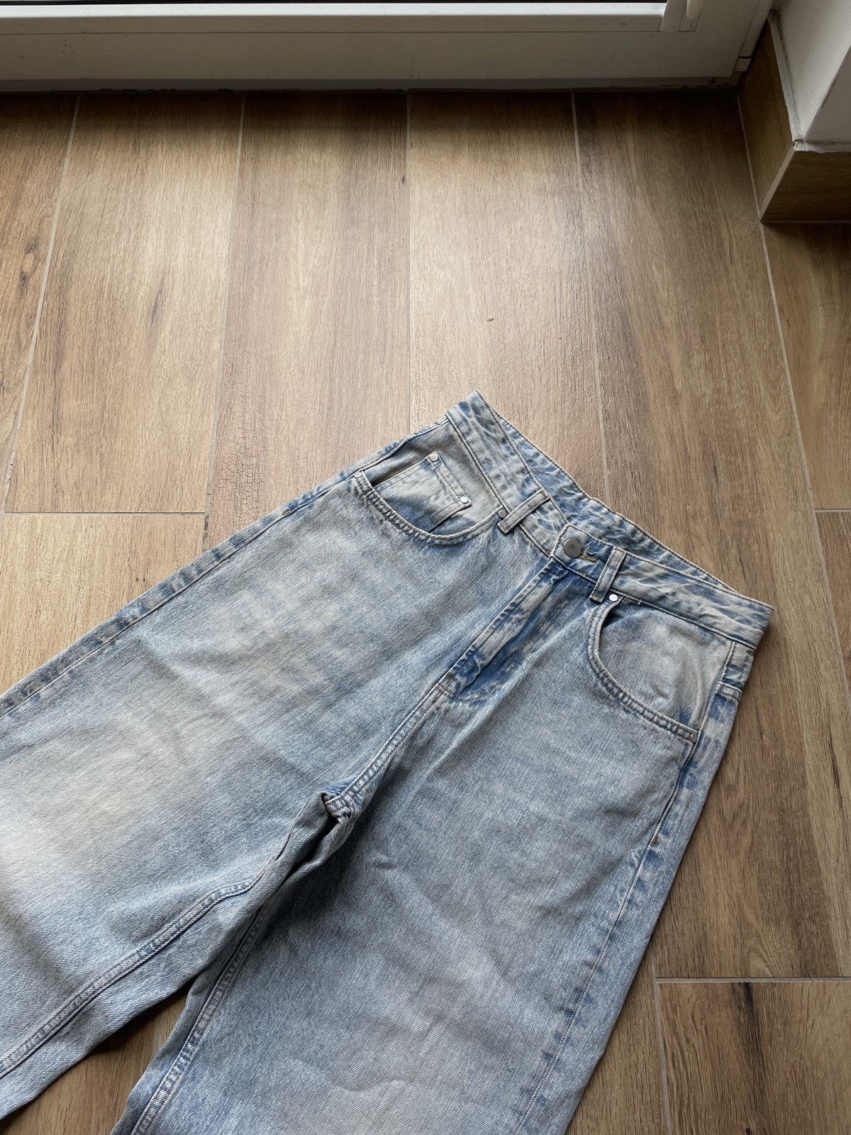 Japanese Brand Vintage Baggy Jeans Washed Flared Wide Avant Garde Japanese Size US 30 / EU 46 - 3 Thumbnail