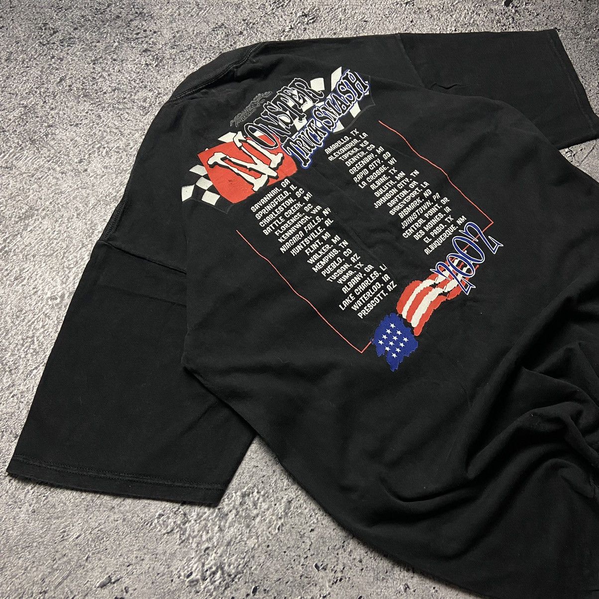 Vintage Vintage Monster Truck Smash Show USA Tour 2002 Size US XL / EU 56 / 4 - 10 Thumbnail