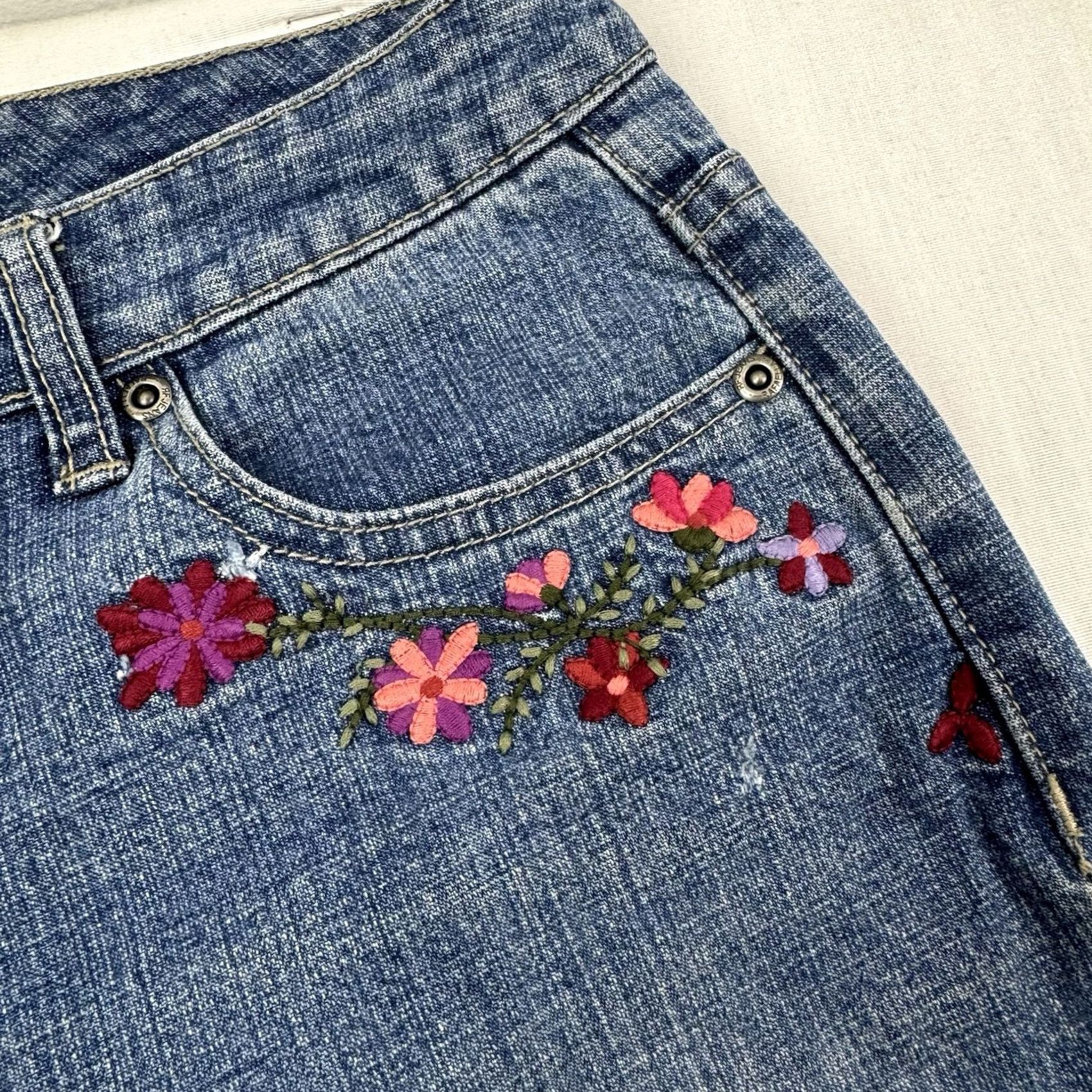 Vintage VINTAGE Rafaella Jeans Bootcut Womens 6P Hipster Flower 90s Y2K Nature Floral Blue Size 28" / US 6 / IT 42 - 3 Thumbnail