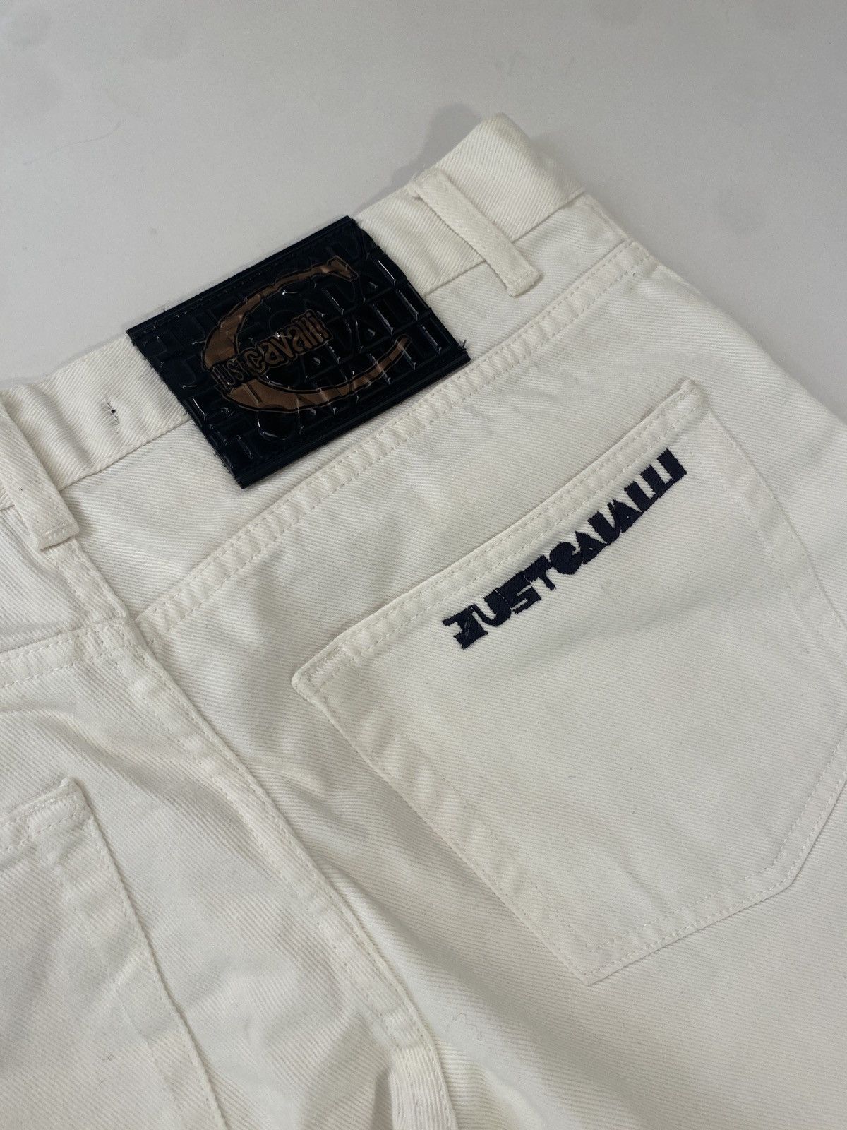 Roberto Cavalli Roberto Cavalli White Jeans - 32 Size US 32 / EU 48 - 6 Thumbnail