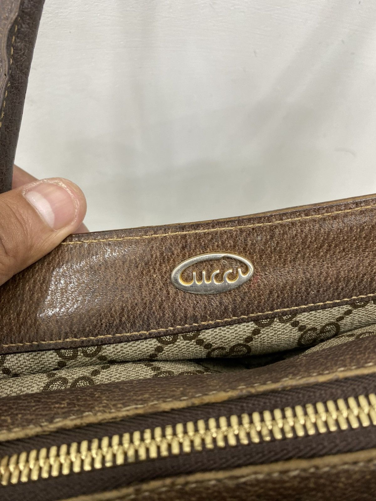 Gucci Vintage gucci monogram leather handbag Size ONE SIZE - 7 Thumbnail