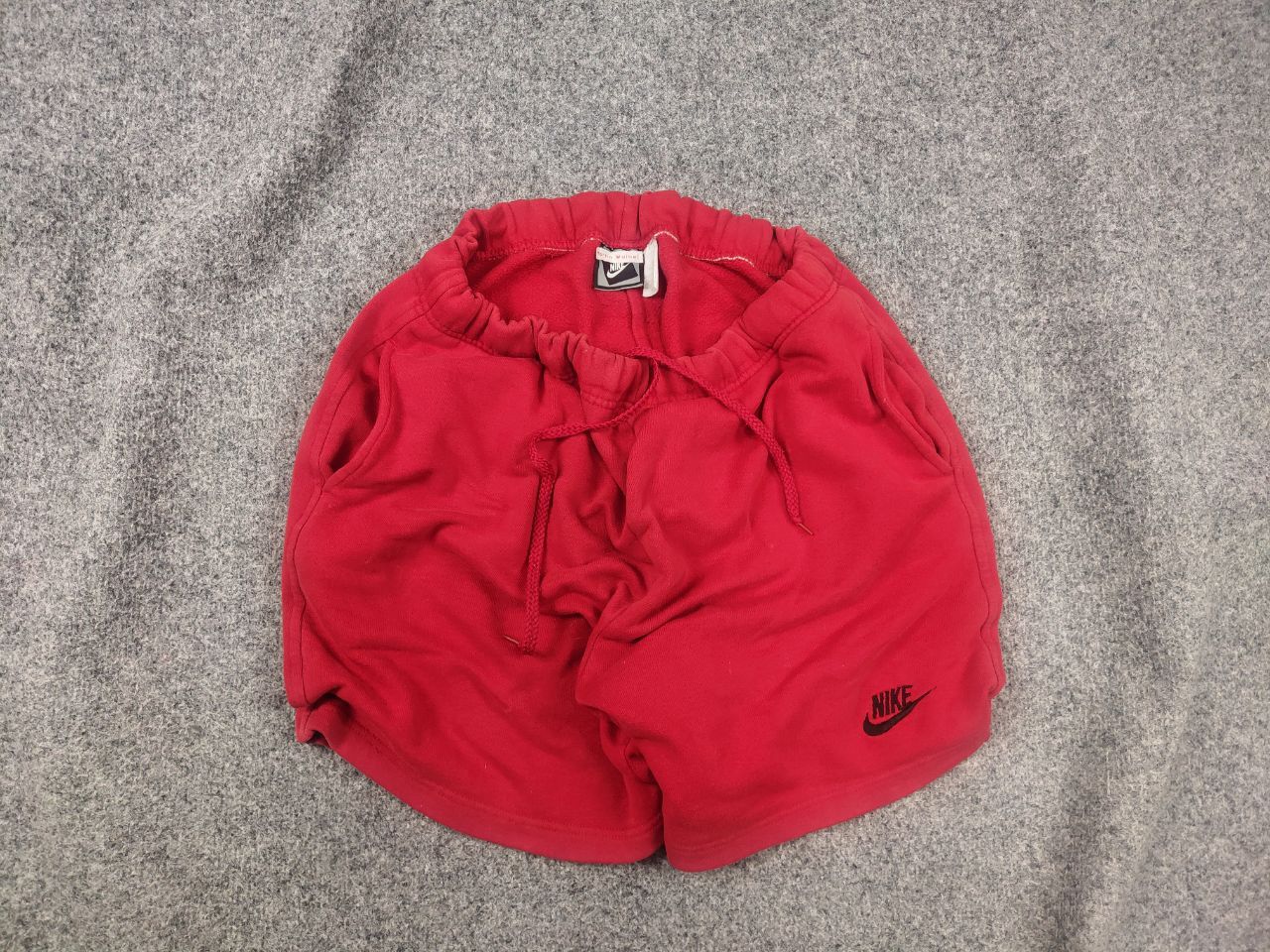 Nike Vintage 80's Nike Swoosh Logo Red Cotton Casual Shorts USA Size US 34 / EU 50 - 1 Thumbnail
