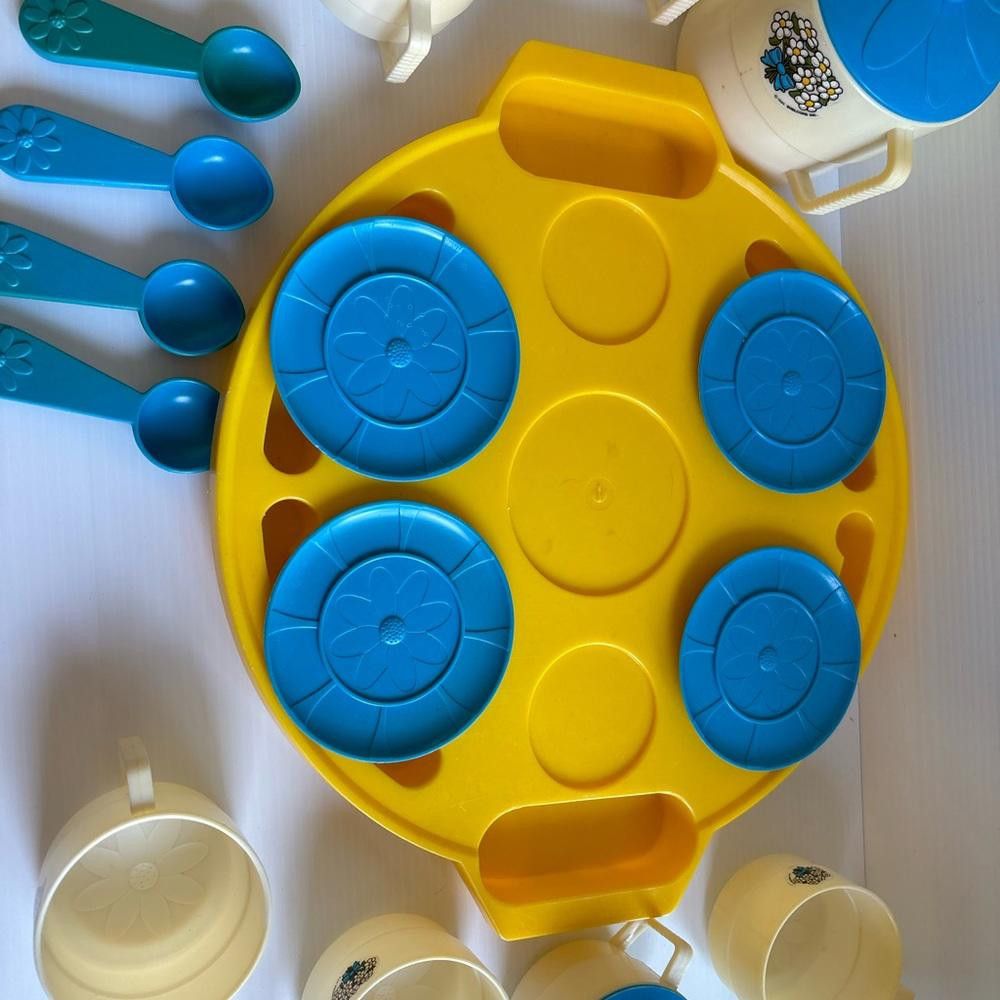 Designer Vintage fisher price tea set with platter Size ONE SIZE - 6 Thumbnail