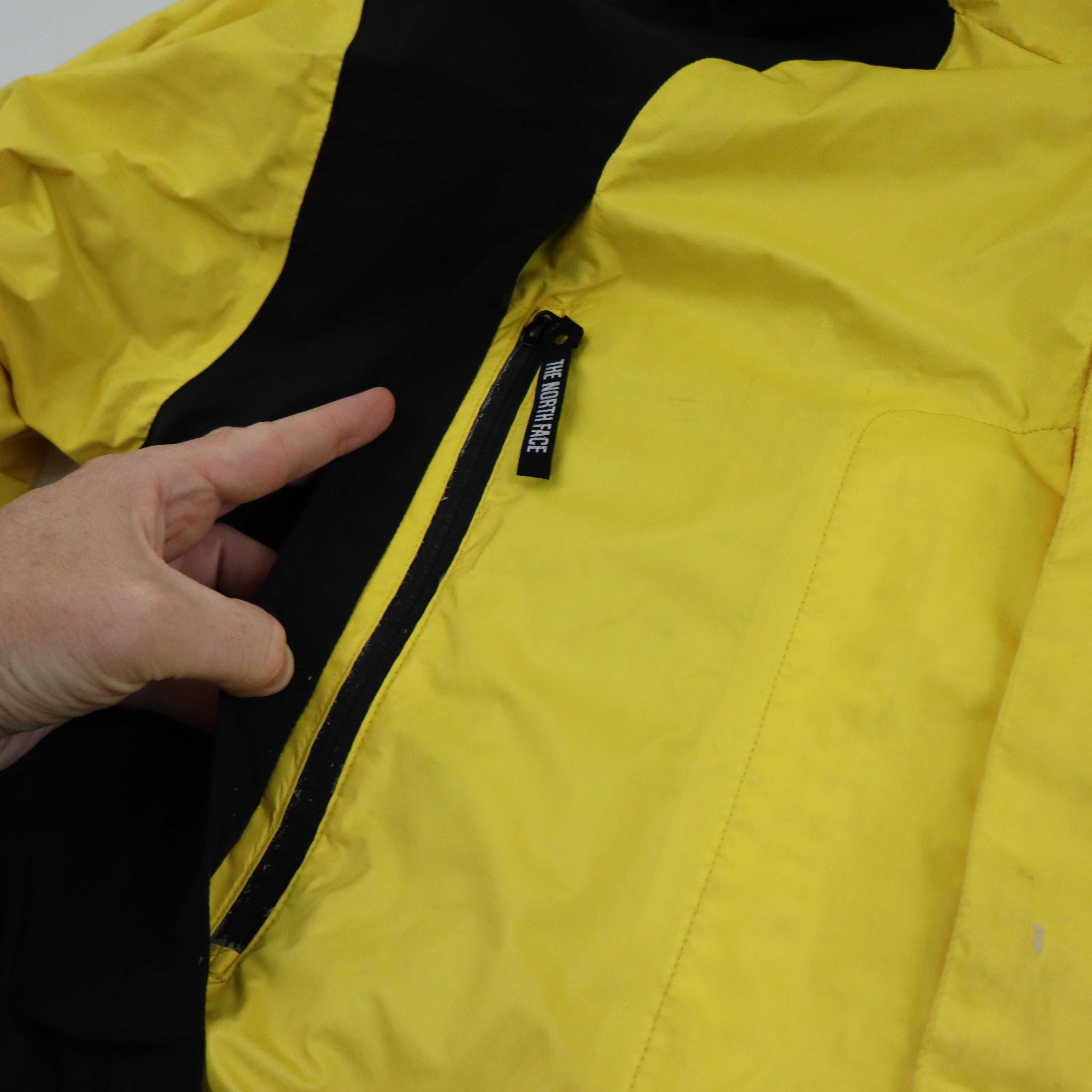 The North Face × Vintage 90s The North Face Mountain Light GTX Gore Tex Yellow Jacket Size US XL / EU 56 / 4 - 9 Thumbnail