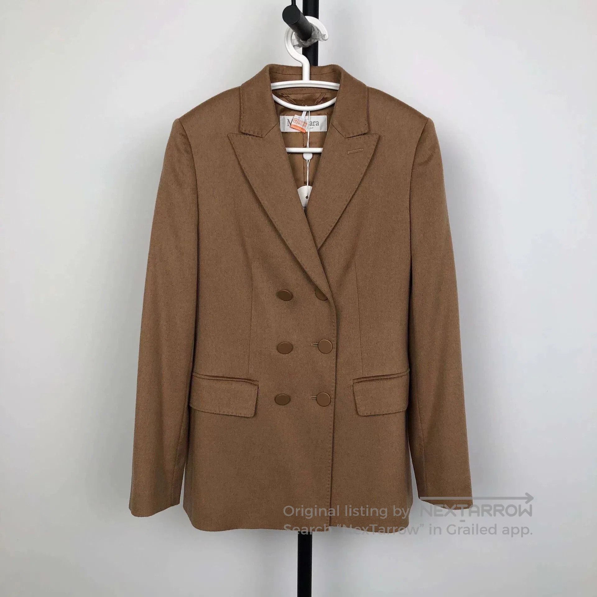 Other MaxMara Camel Wool Blazer. Size US S / EU 44-46 / 1 - 1 Thumbnail