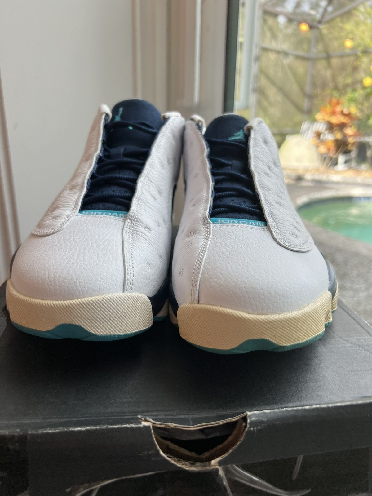 Jordan Brand Size 11 - Nike Air Jordan 13 Hornets 310810-107 DS Sneakers Size US 11 / EU 44 - 3 Thumbnail