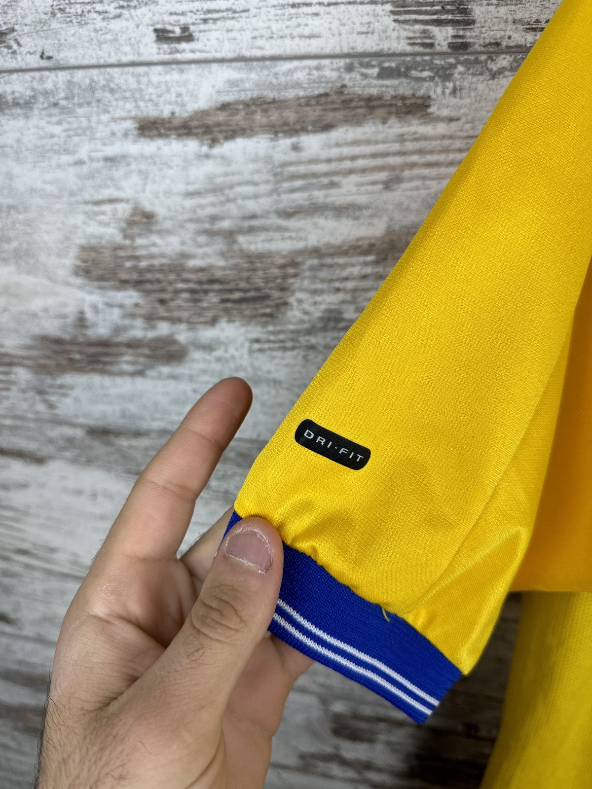 Nike × Vintage Mens Vintage Nike Leeds United FC 2000-02 T-shirt jersey Size US S / EU 44-46 / 1 - 12 Thumbnail
