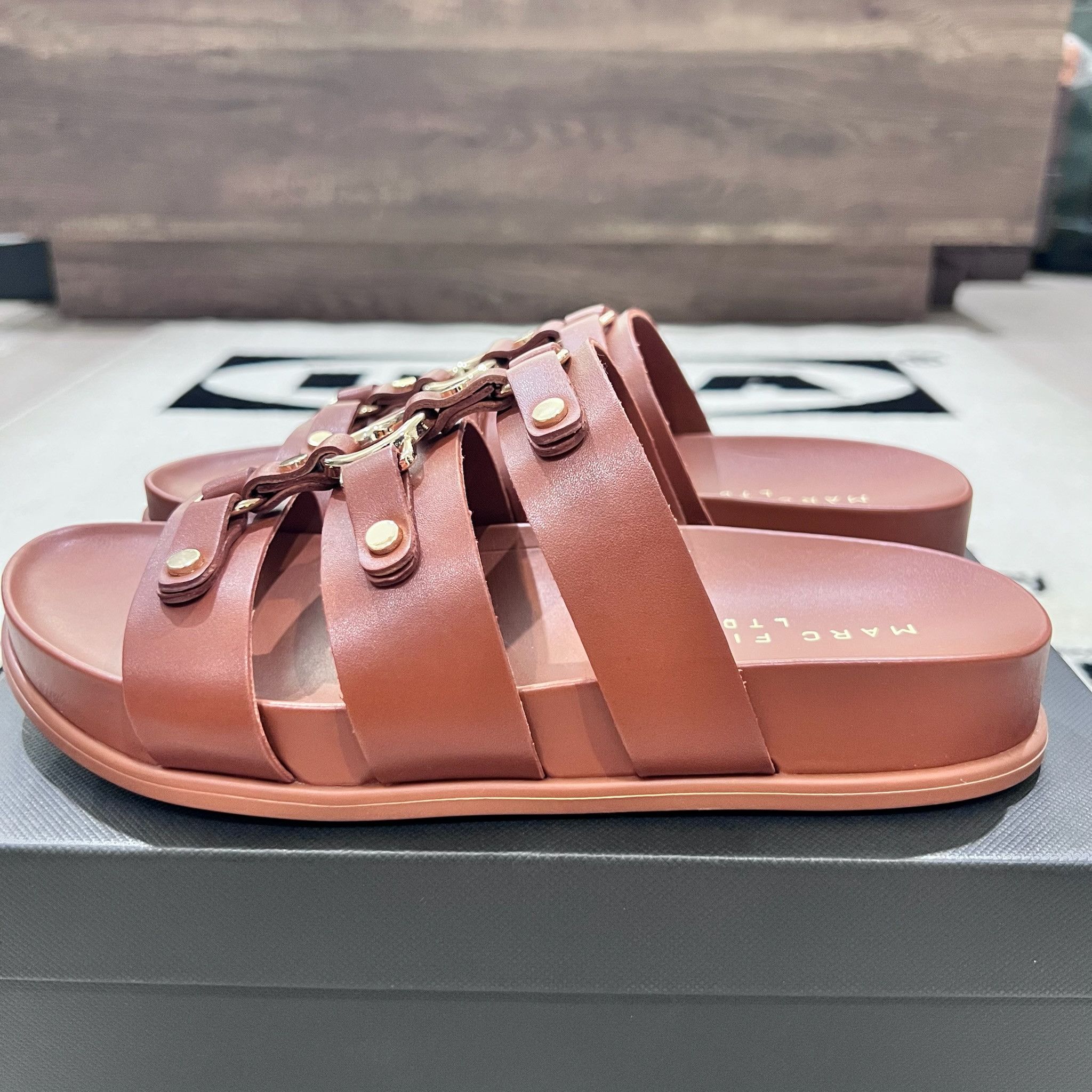 Marc Fisher Marc Fisher Verity Fisherman Flat Footbed Strappy Sandal Size US 6 / IT 36 - 3 Thumbnail