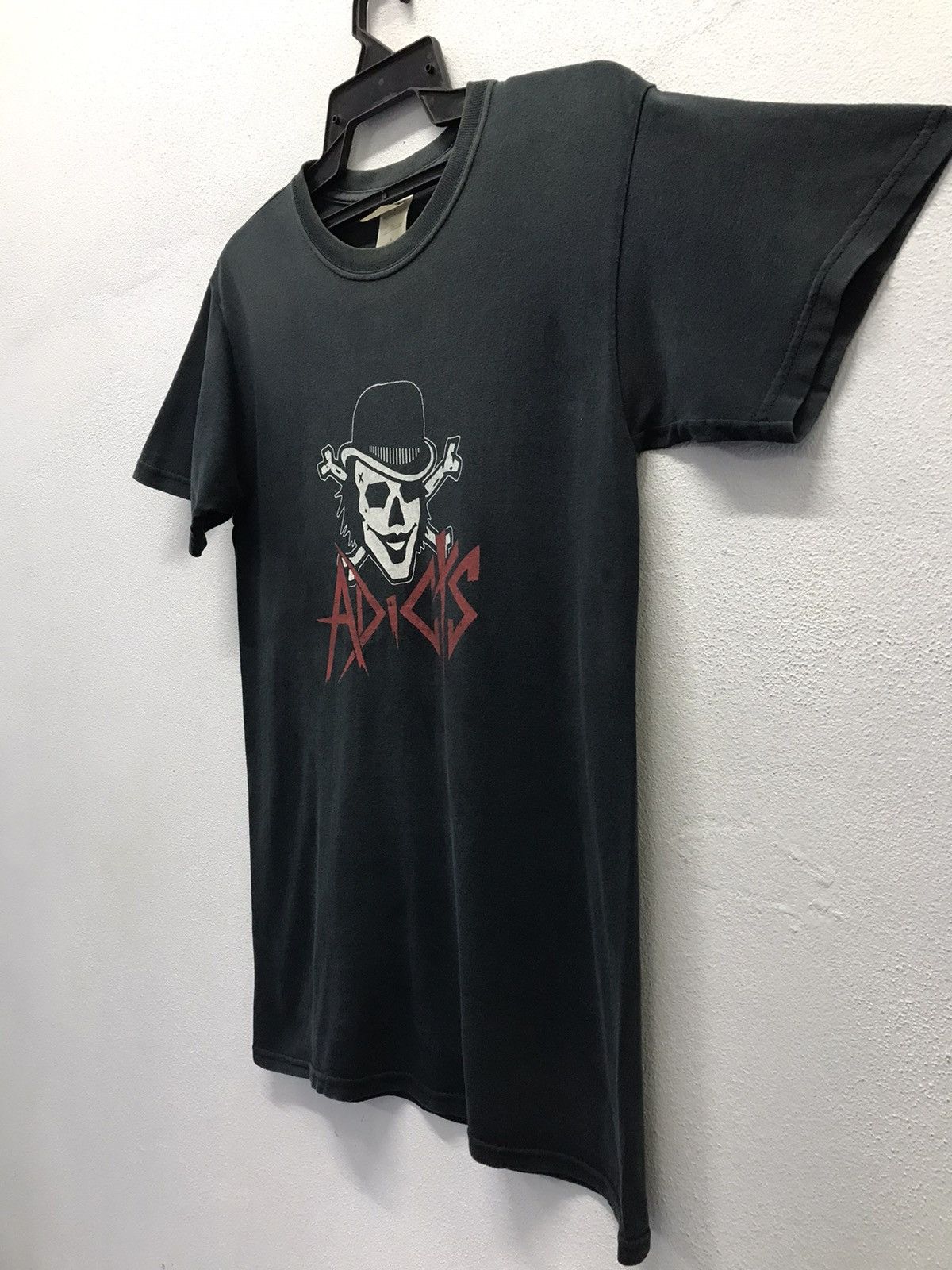 Band Tees × Gildan × Vintage Vintage Gildan The Adicts Shirt Size US S / EU 44-46 / 1 - 4 Thumbnail