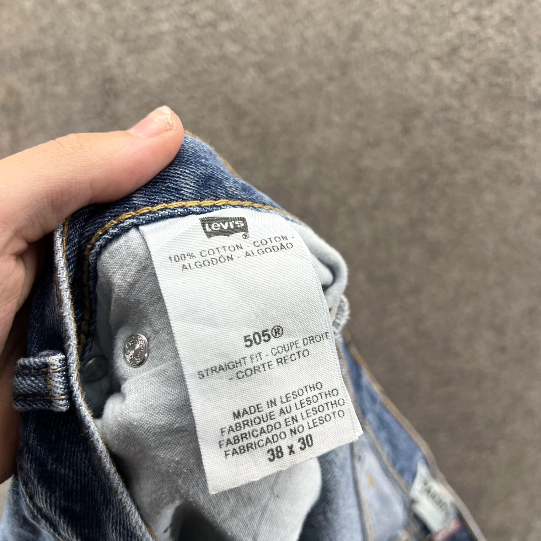 Levi's Levis 505 Jeans Mens 38x30 Blue Straight Denim Medium Wash Casual Pants Regular Fit Size 38 Men Jeans Levis 505 Straight Size US 38 / EU 54 - 3 Thumbnail