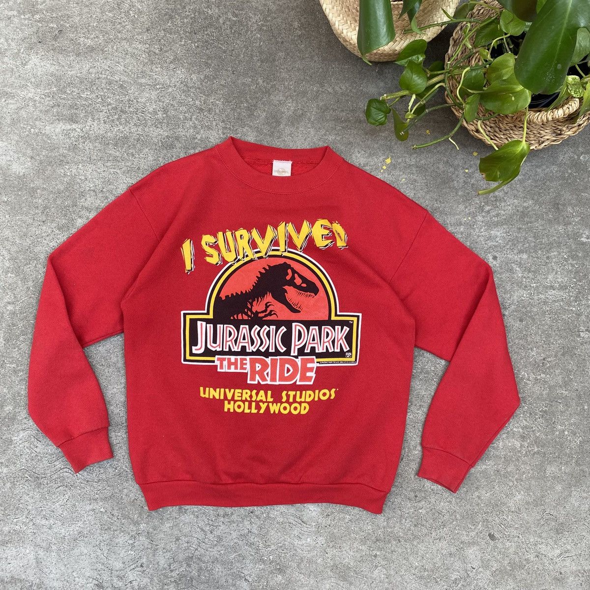 Vintage Vintage 1996 Jurassic Park The Ride Crewneck Size US M / EU 48-50 / 2 - 1 Thumbnail
